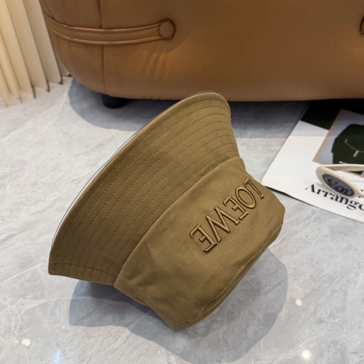 Loewe hat