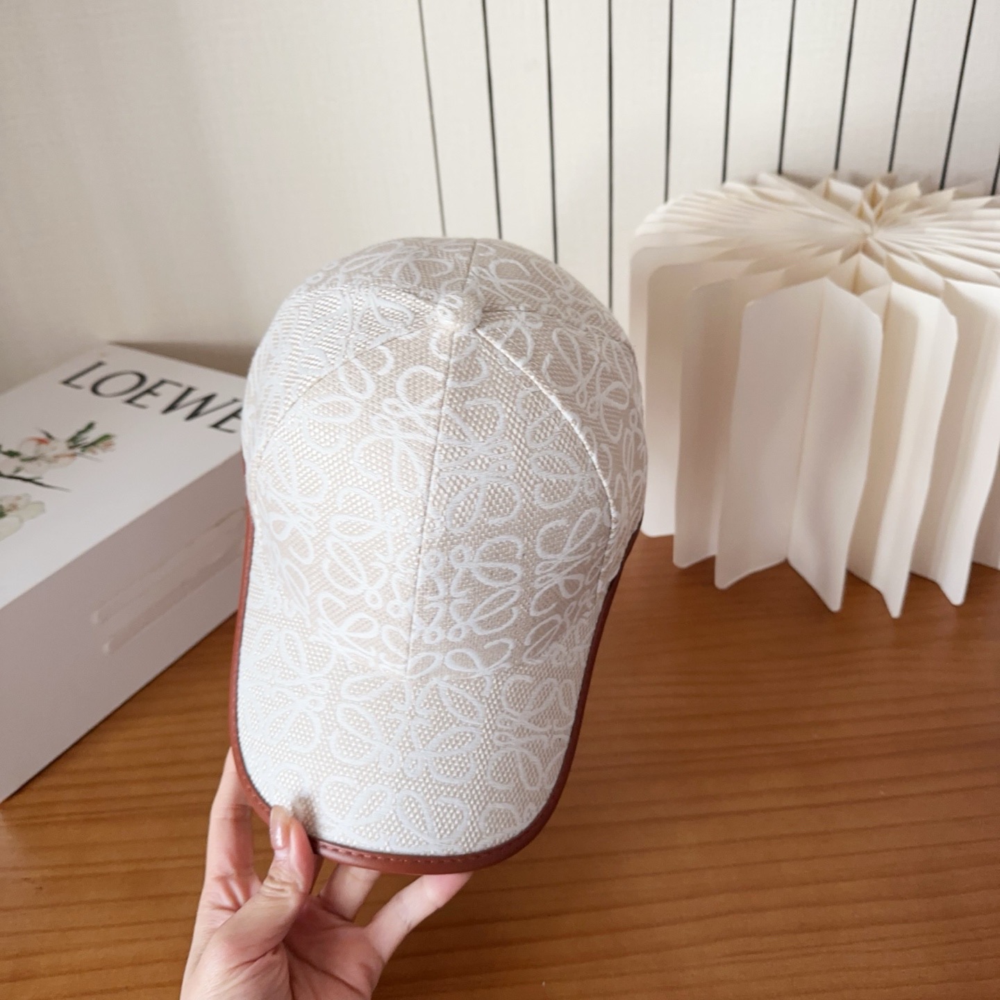 Loewe hat