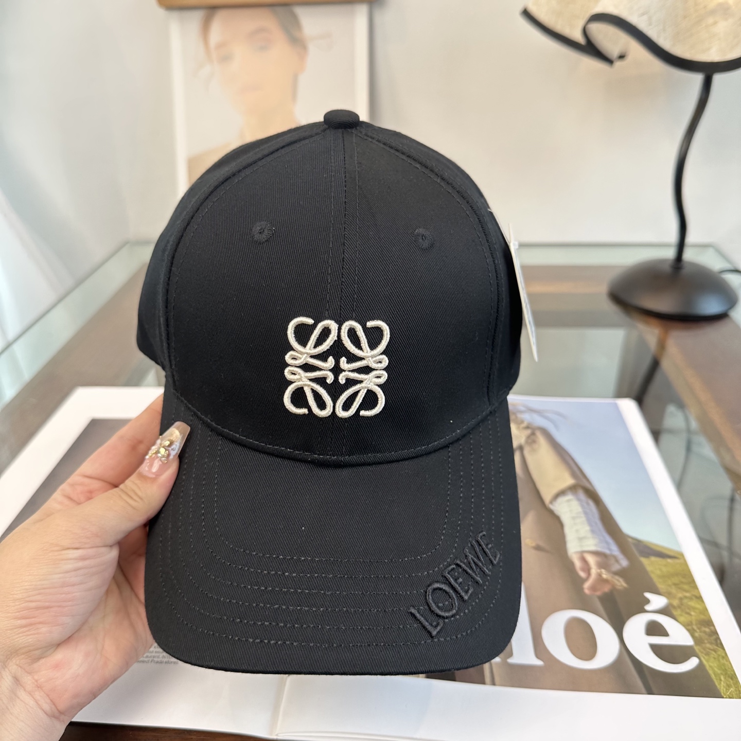 Loewe hat