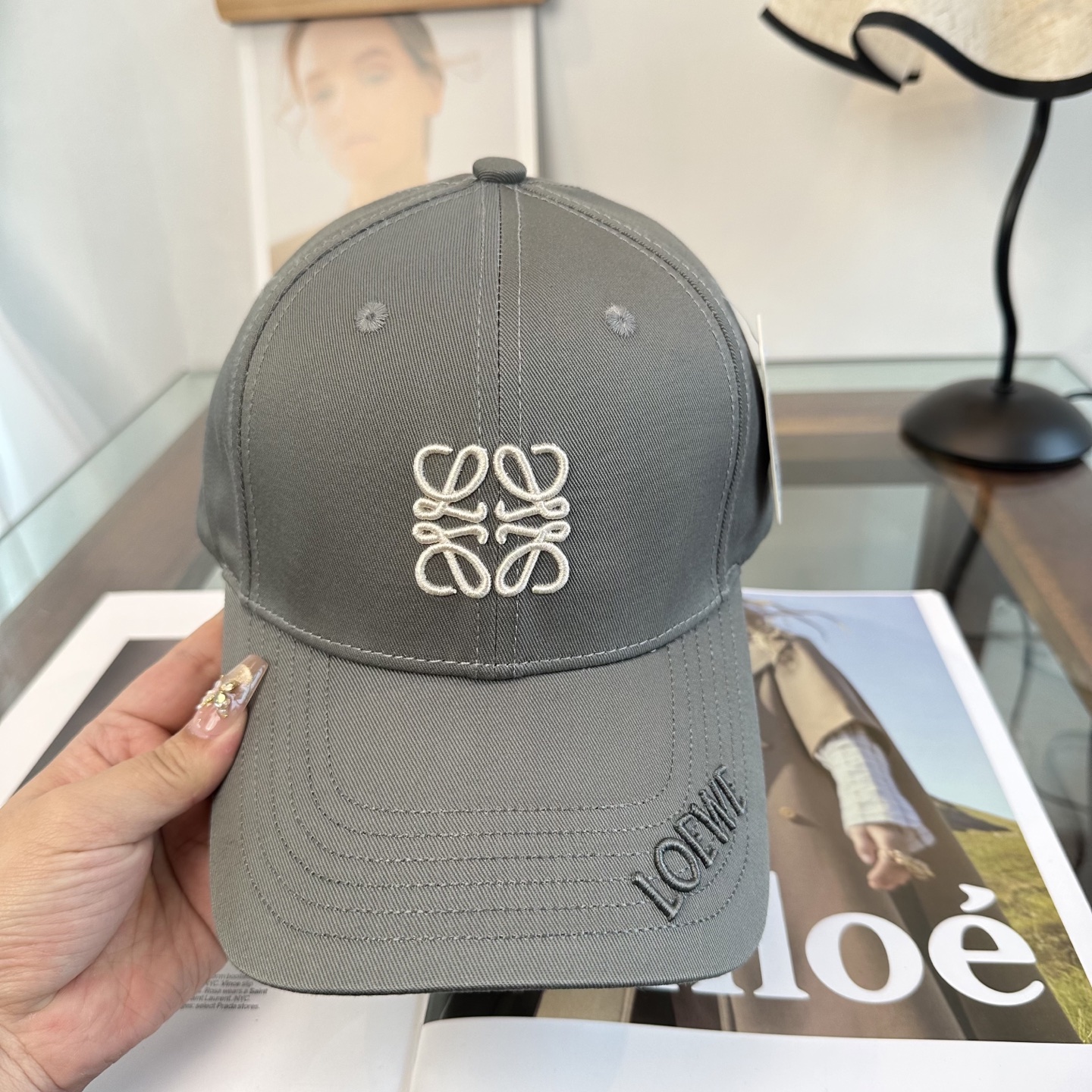 Loewe hat