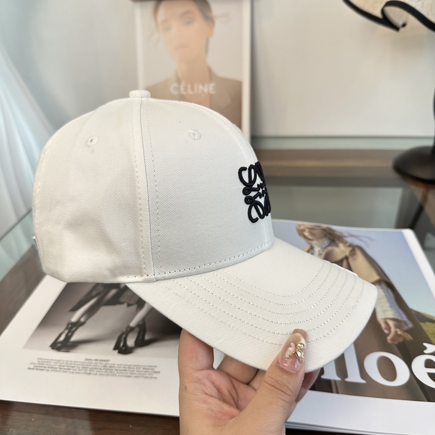 Loewe hat