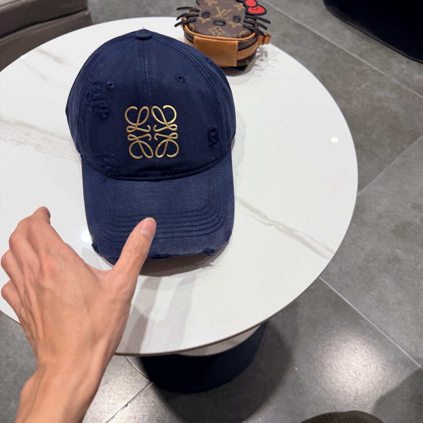 Loewe hat