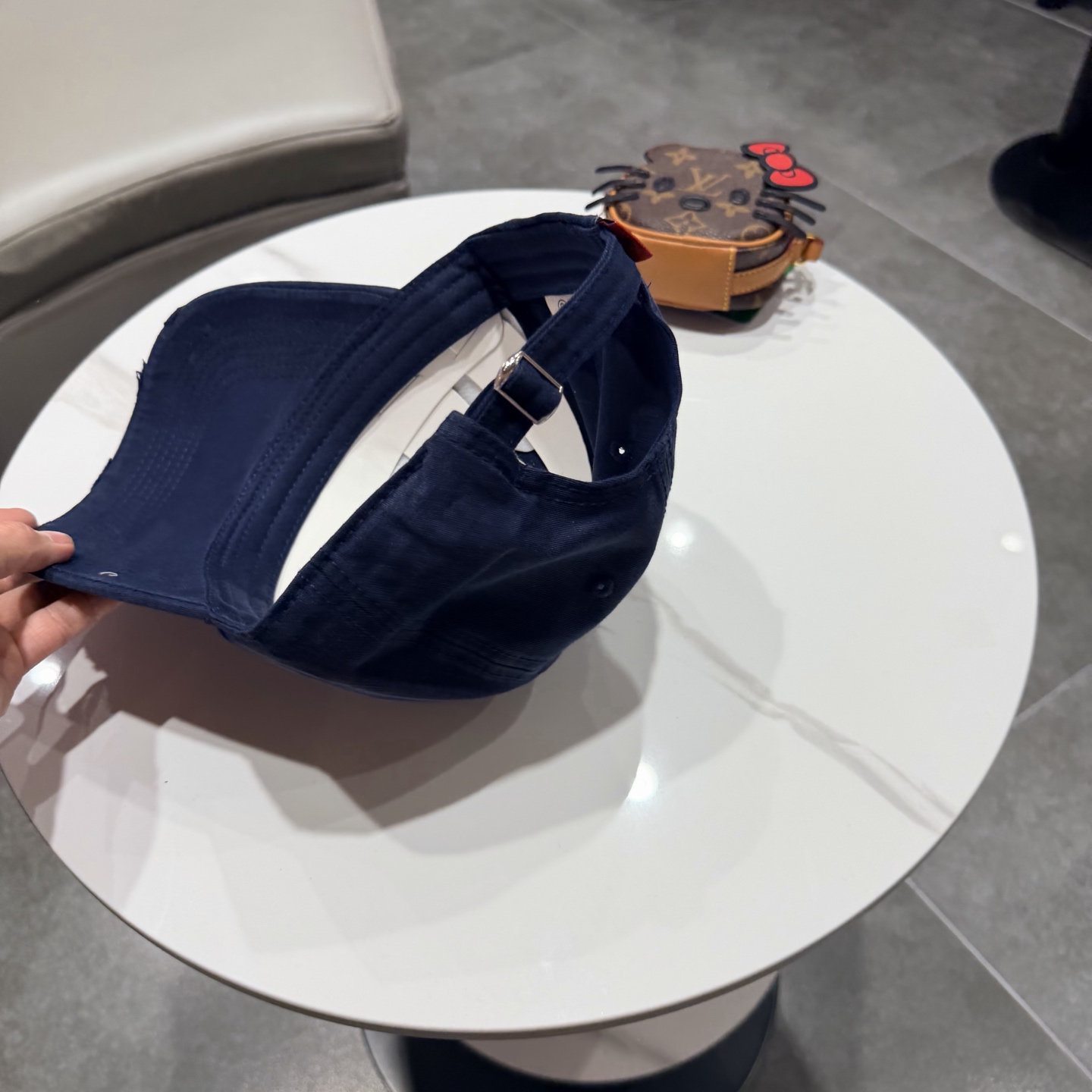 Loewe hat
