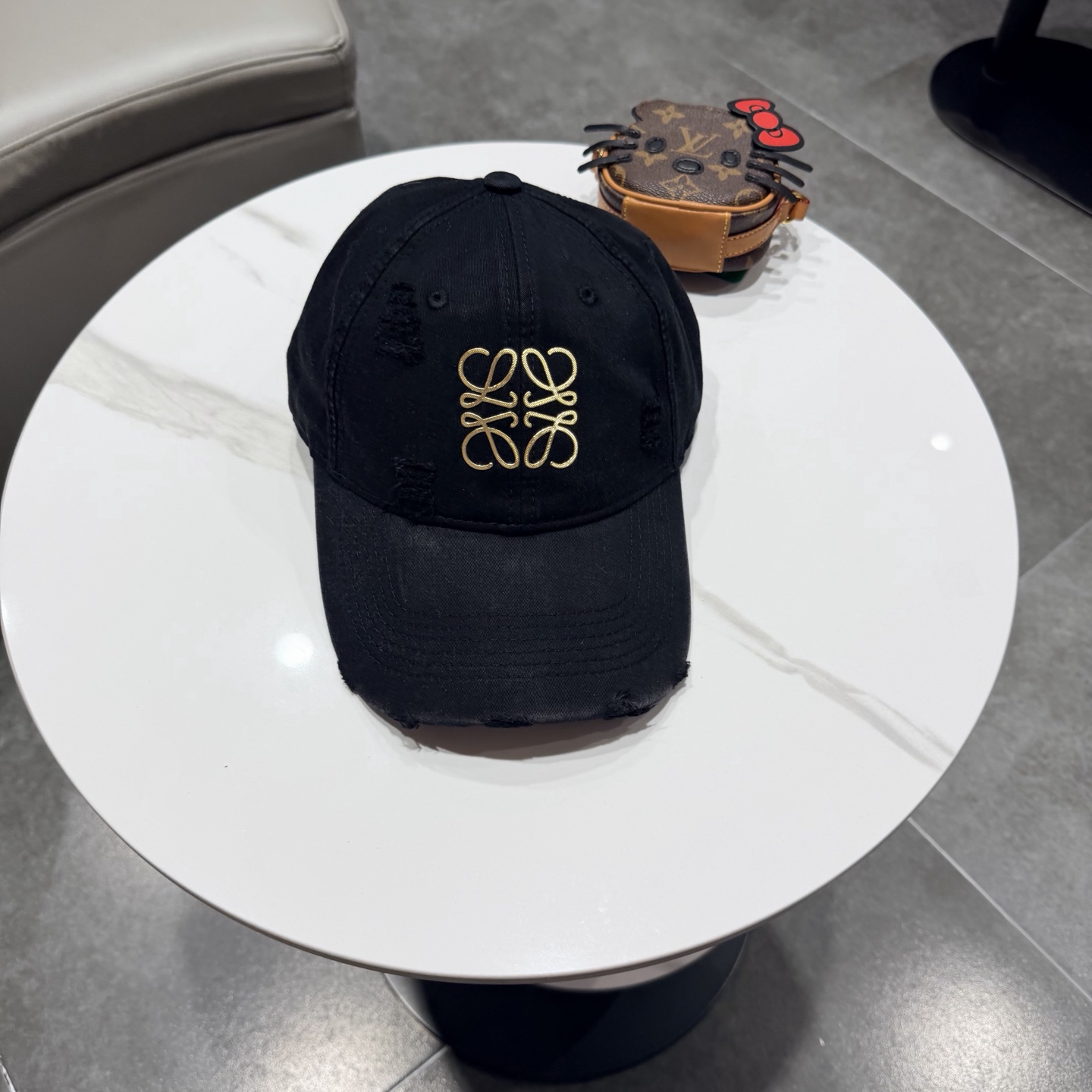Loewe hat