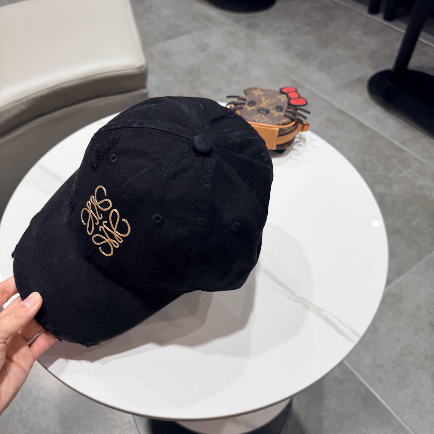 Loewe hat