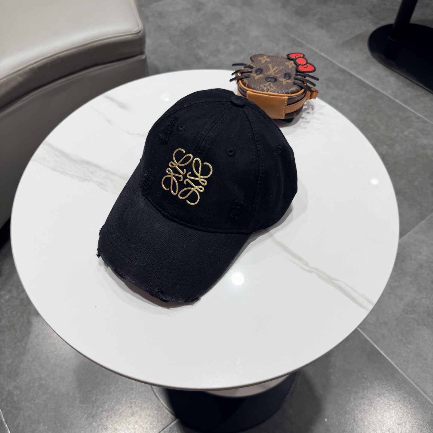 Loewe hat