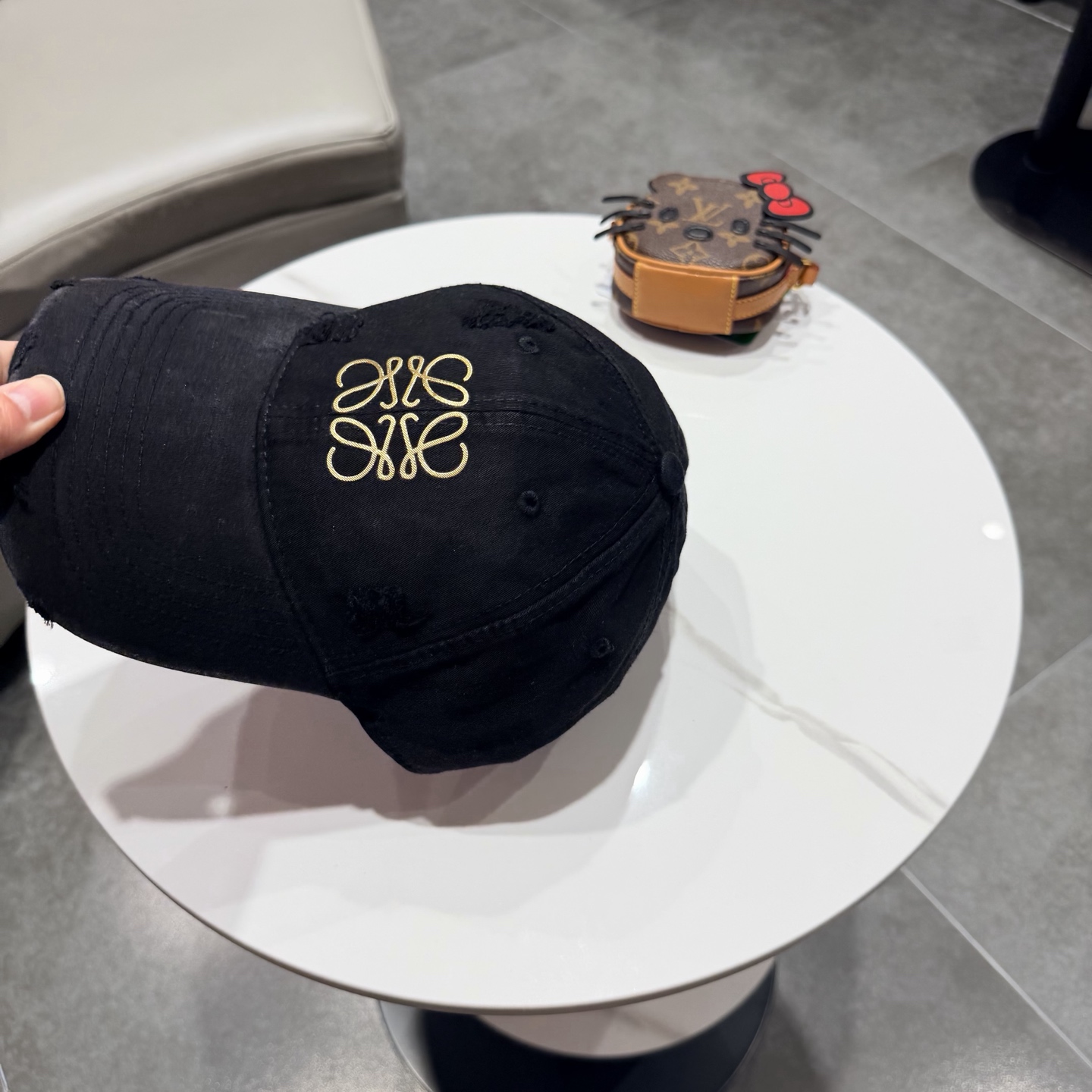 Loewe hat