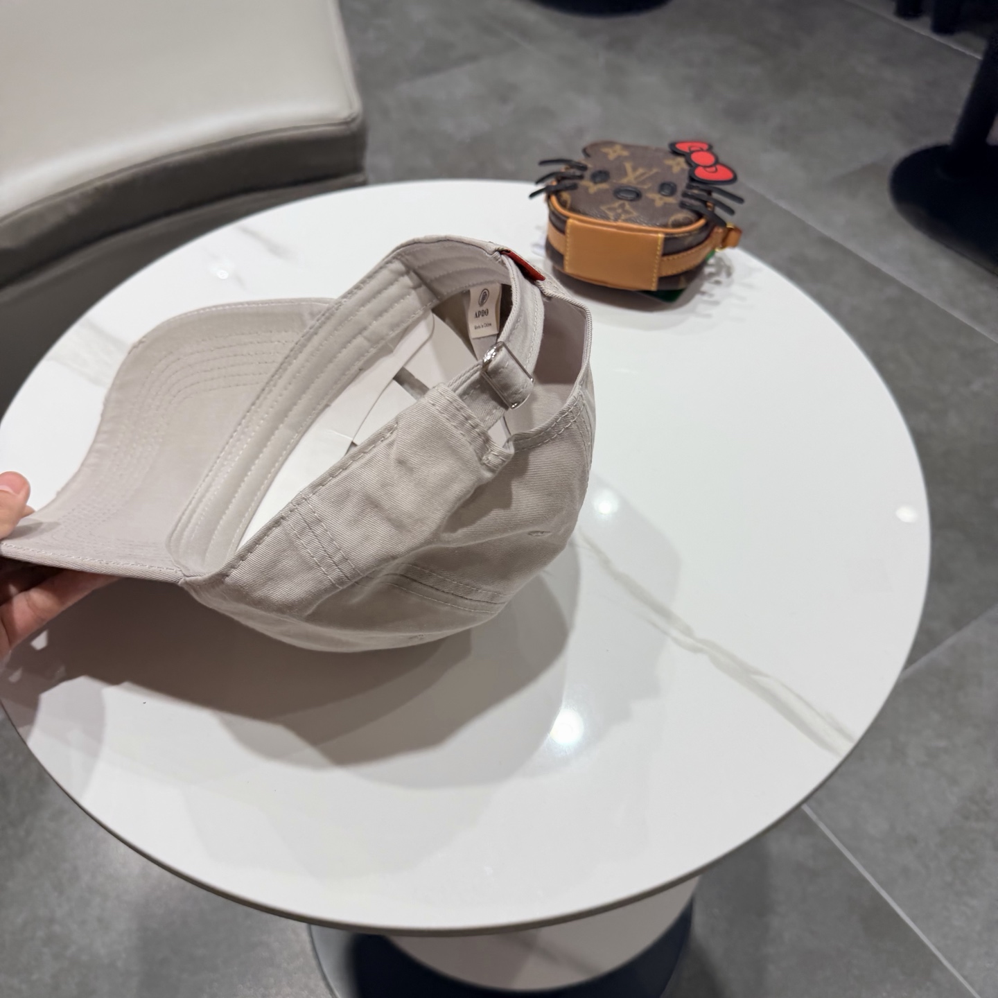 Loewe hat