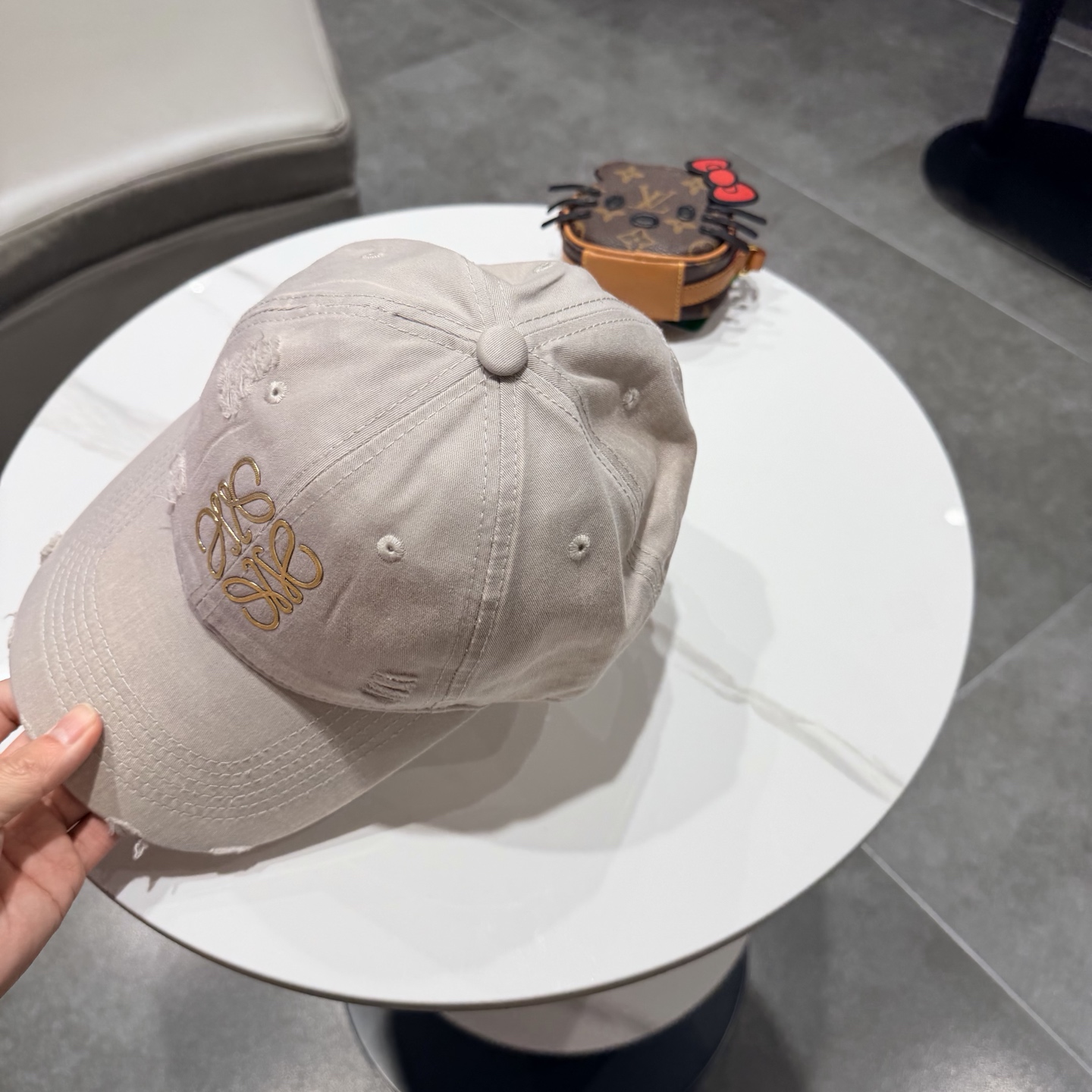 Loewe hat