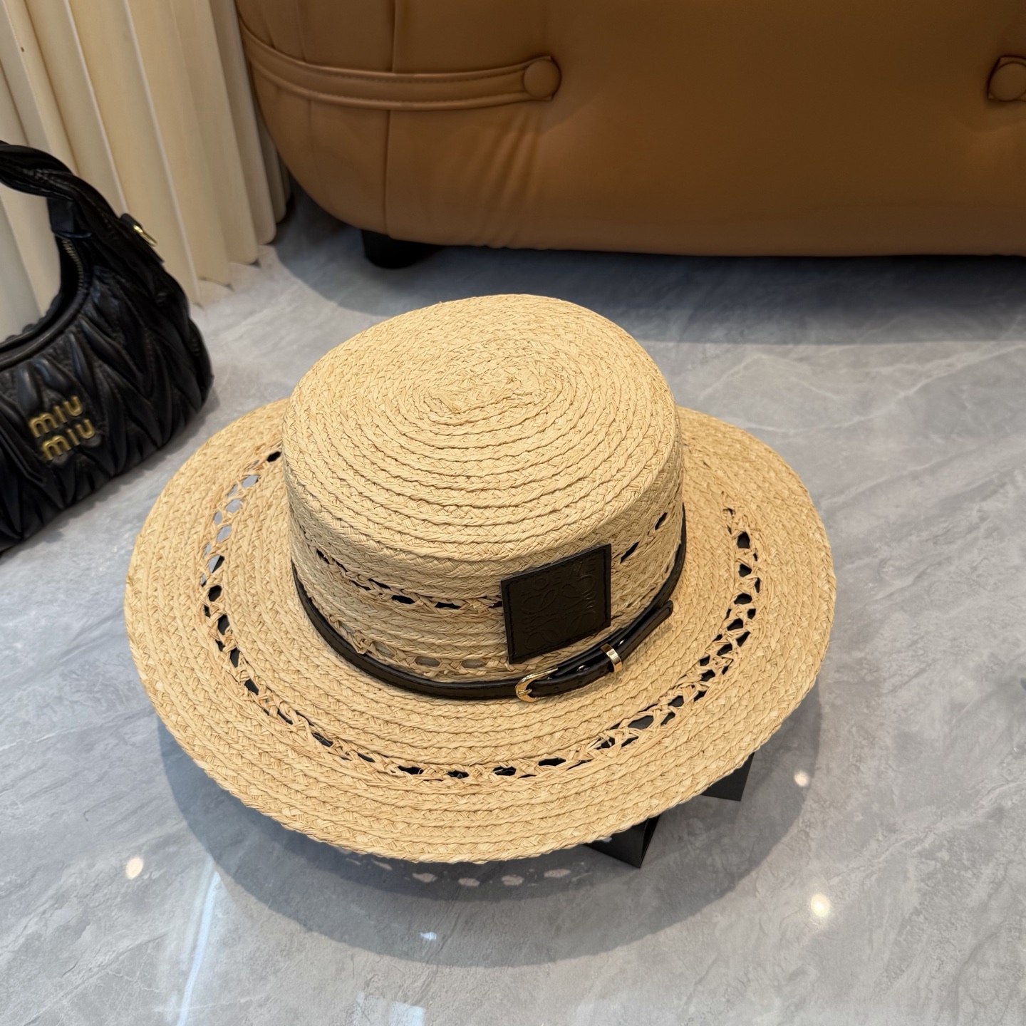 Loewe hat