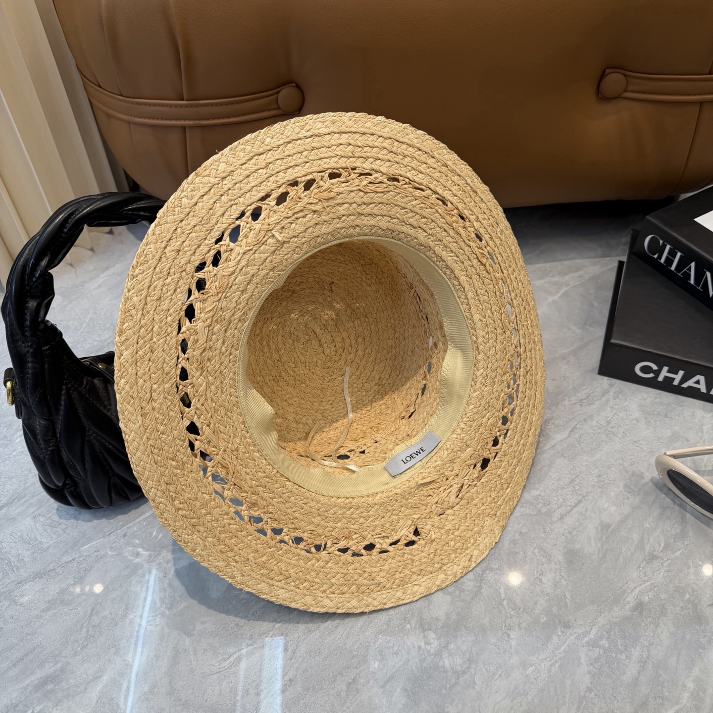 Loewe hat
