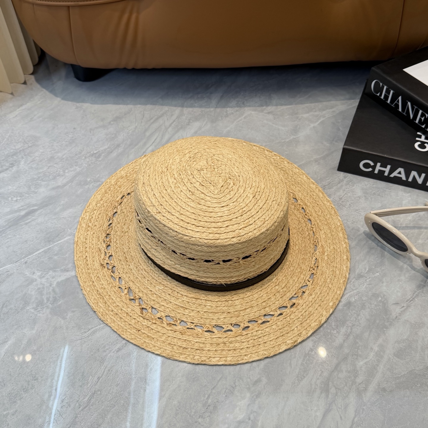 Loewe hat