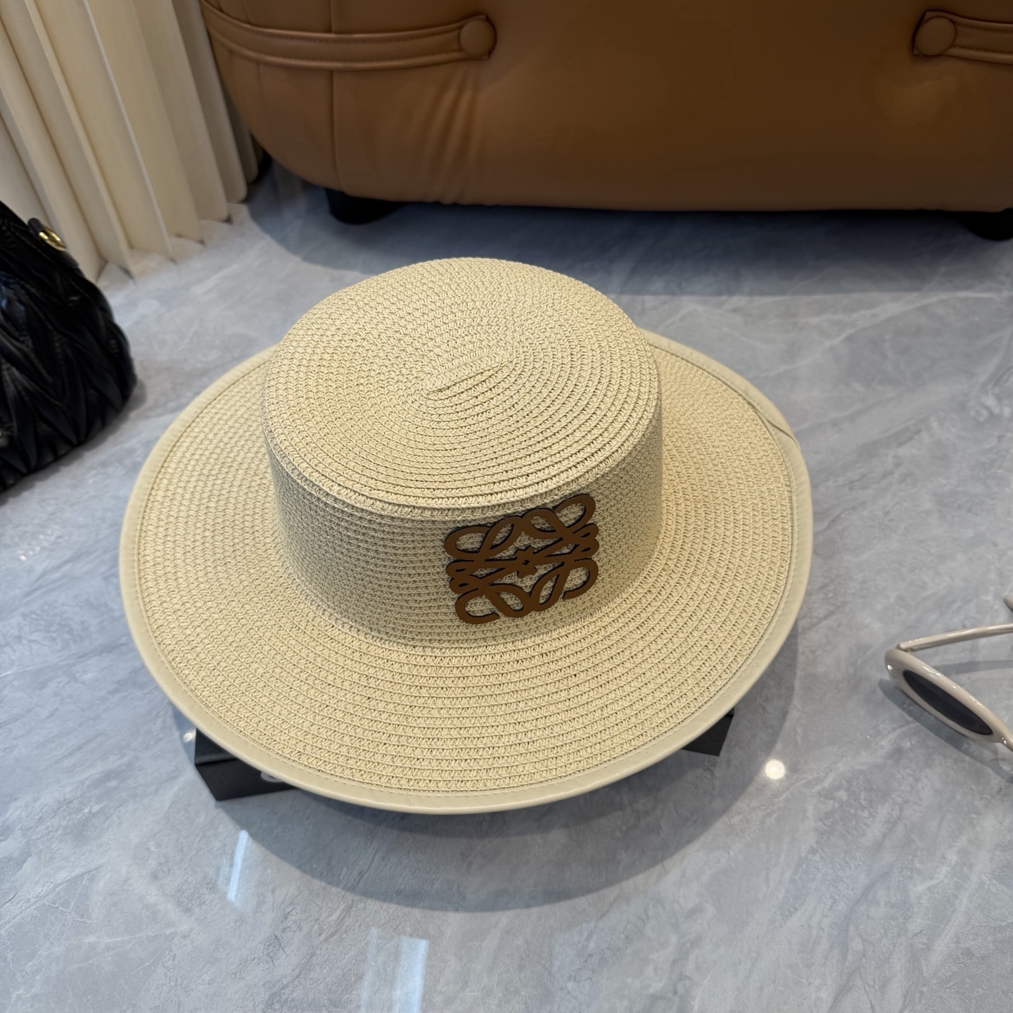 Loewe hat