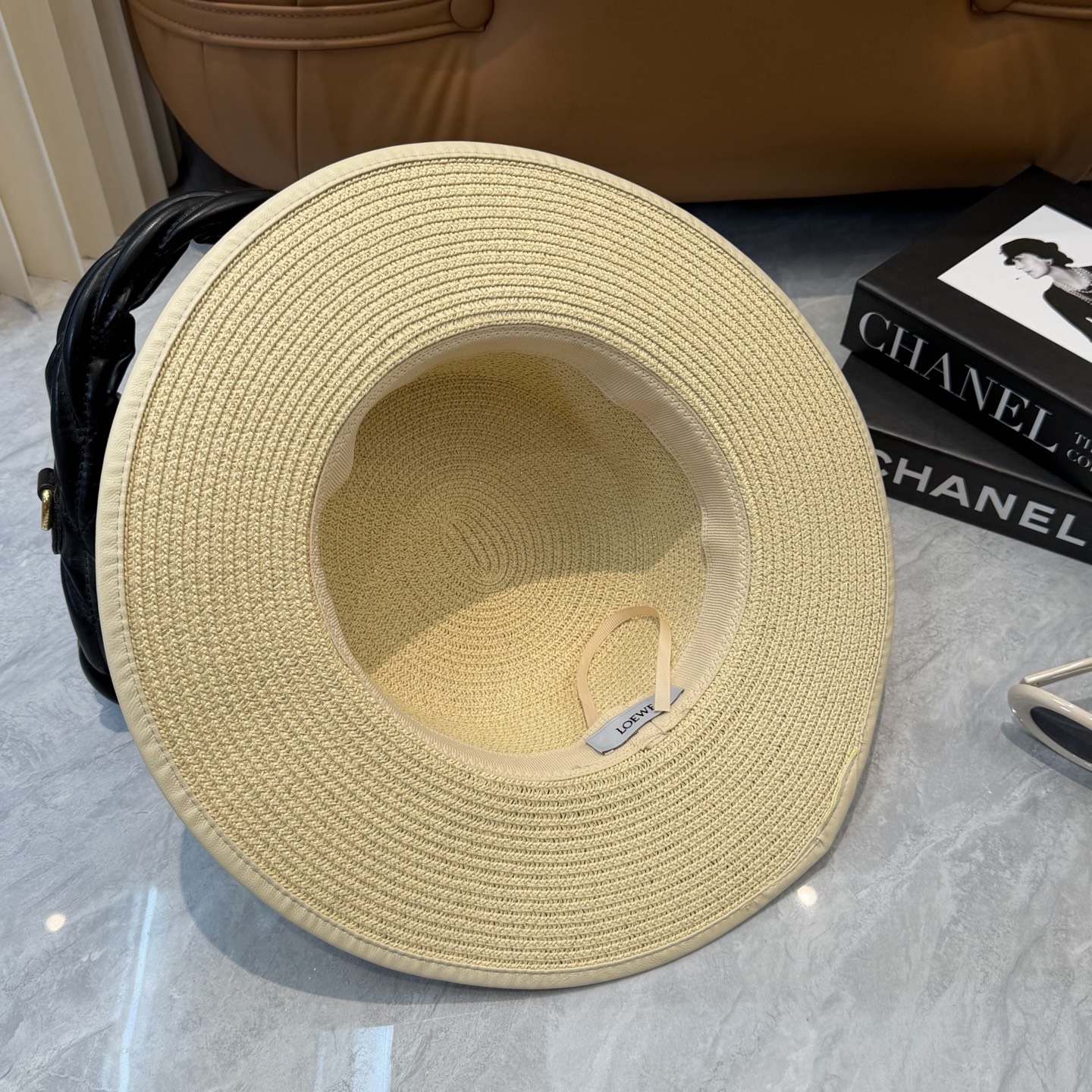 Loewe hat