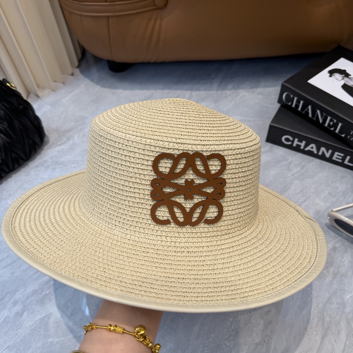 Loewe hat