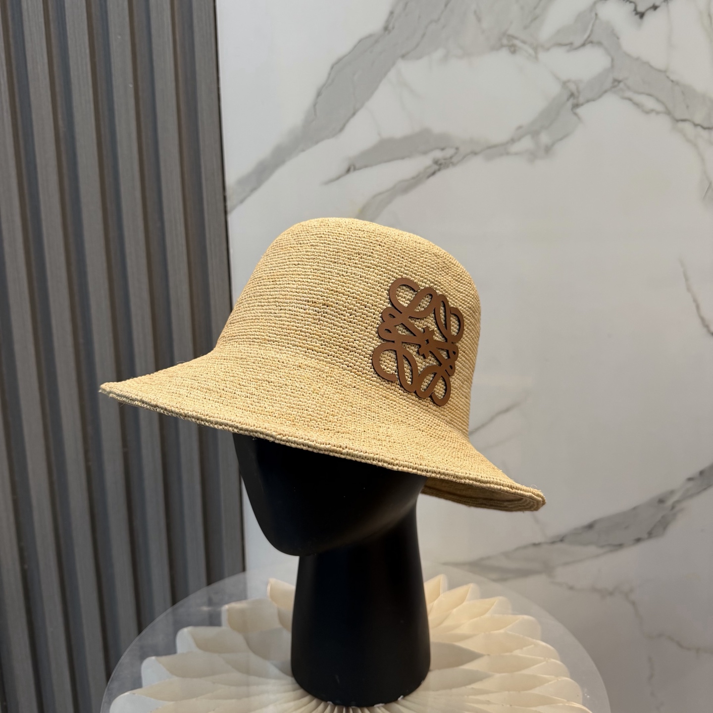 Loewe hat