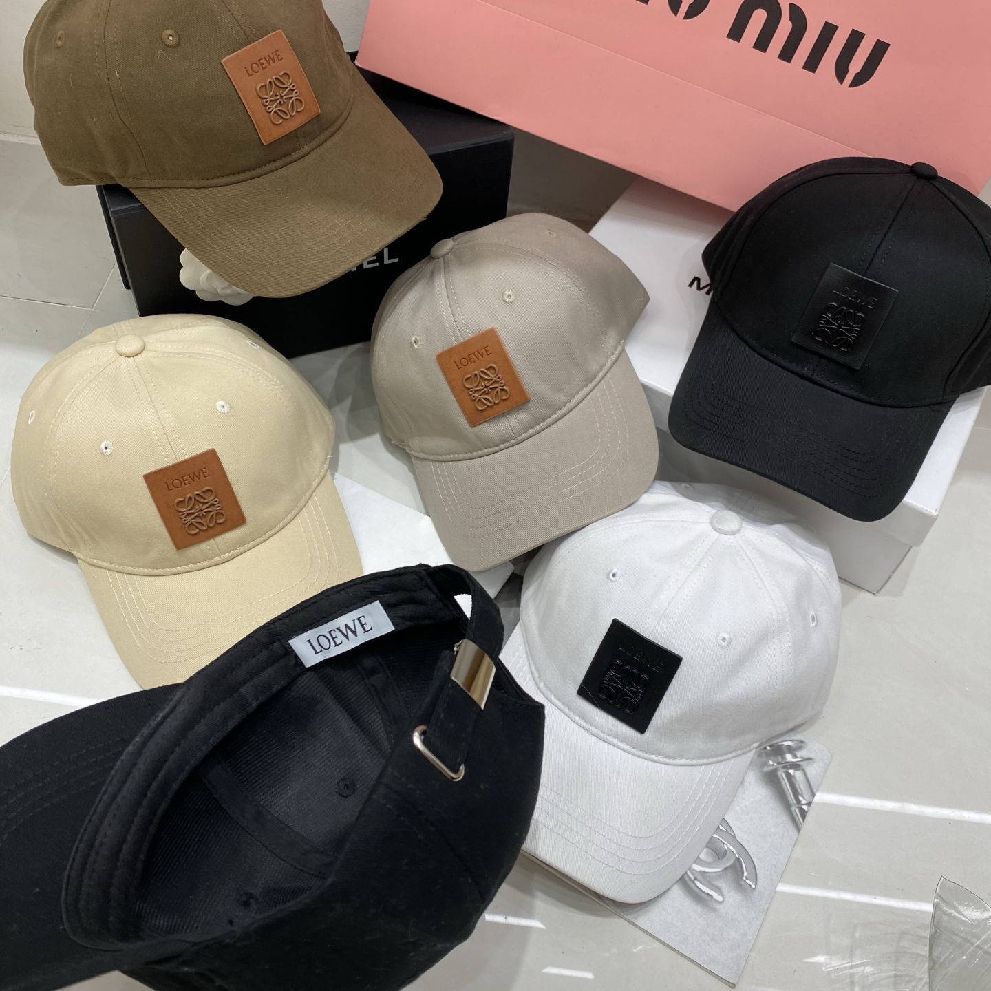 Loewe hat