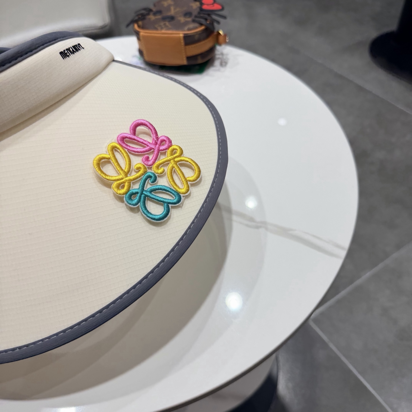 Loewe hat