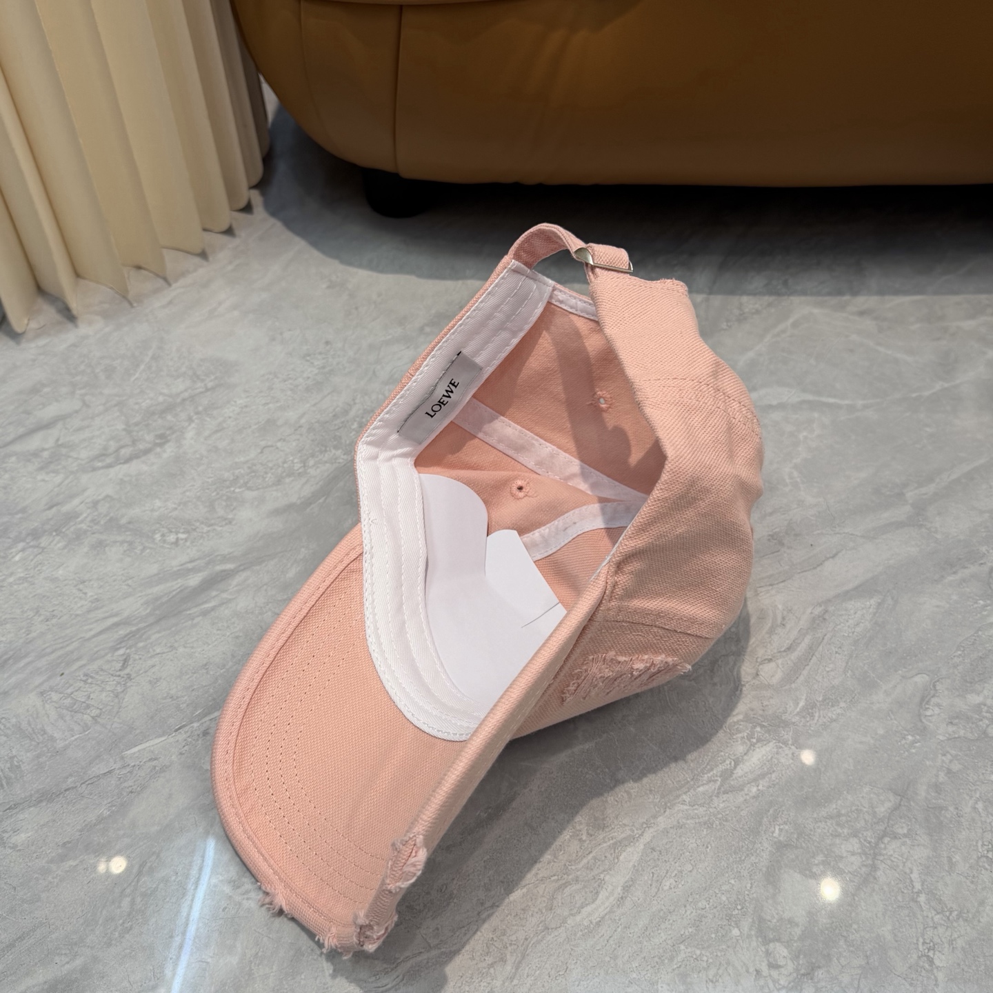 Loewe hat