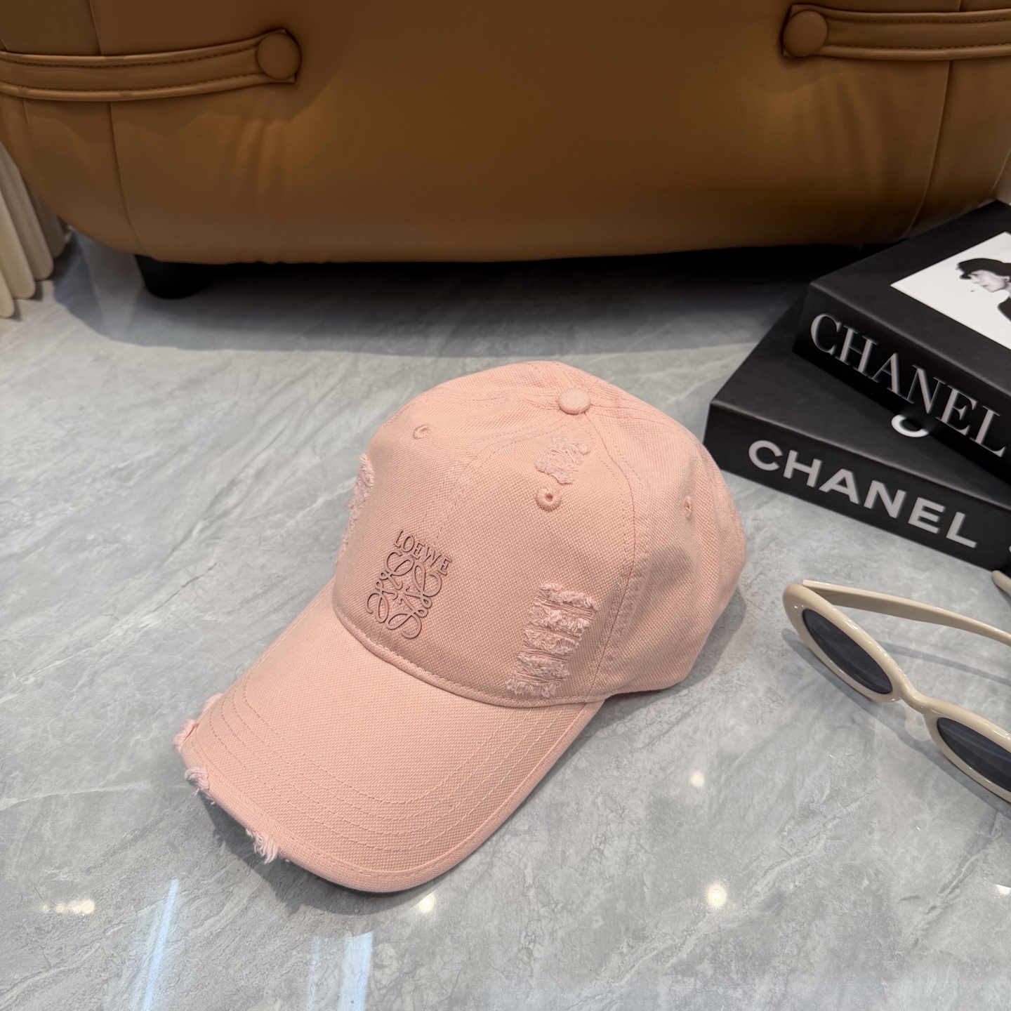 Loewe hat