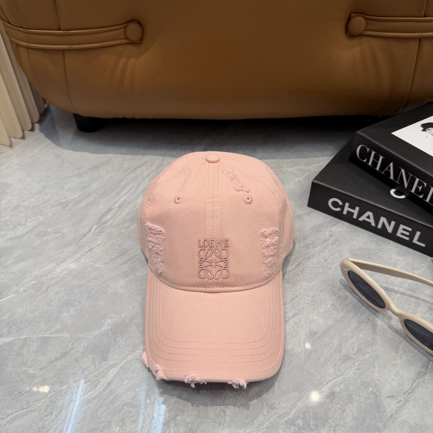 Loewe hat