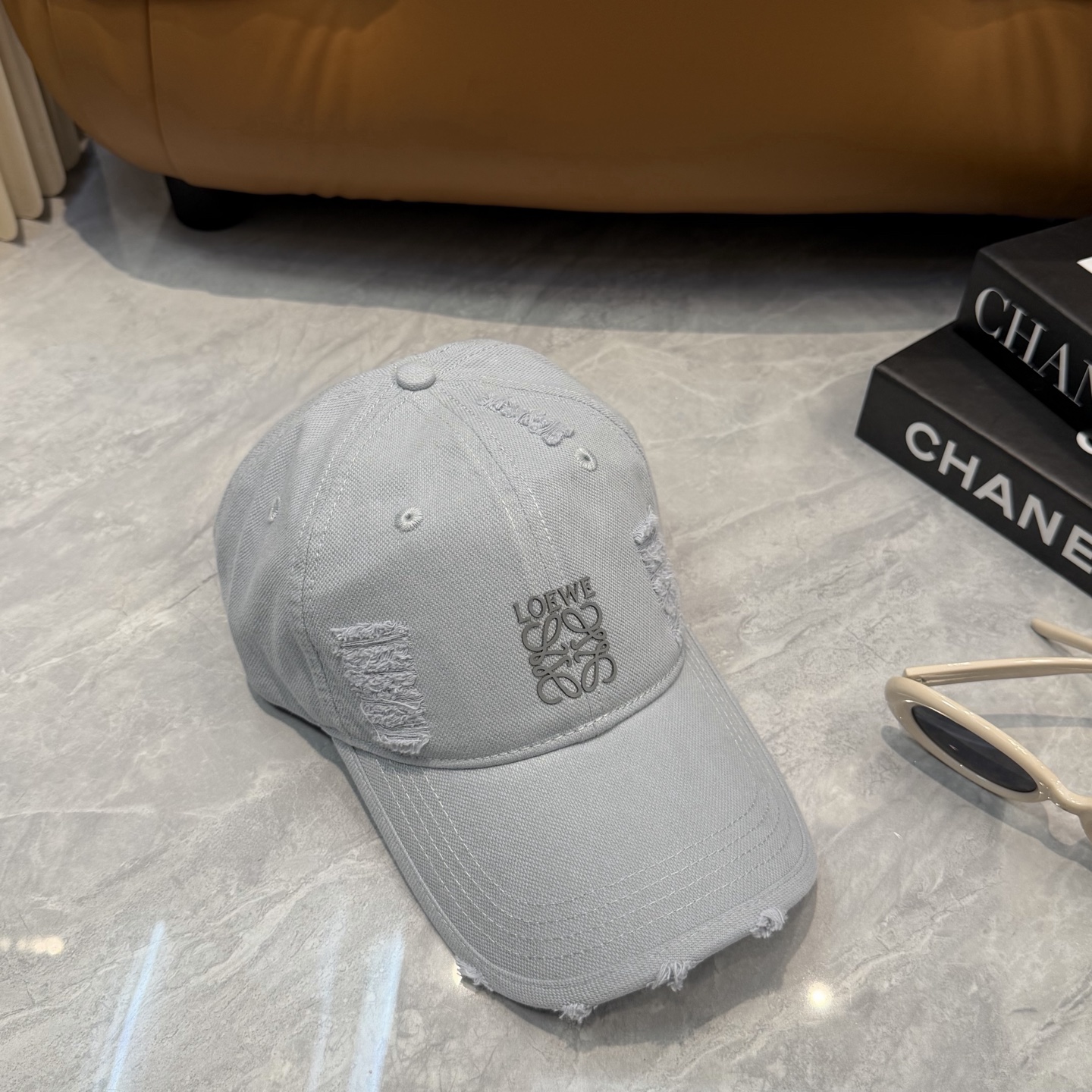 Loewe hat