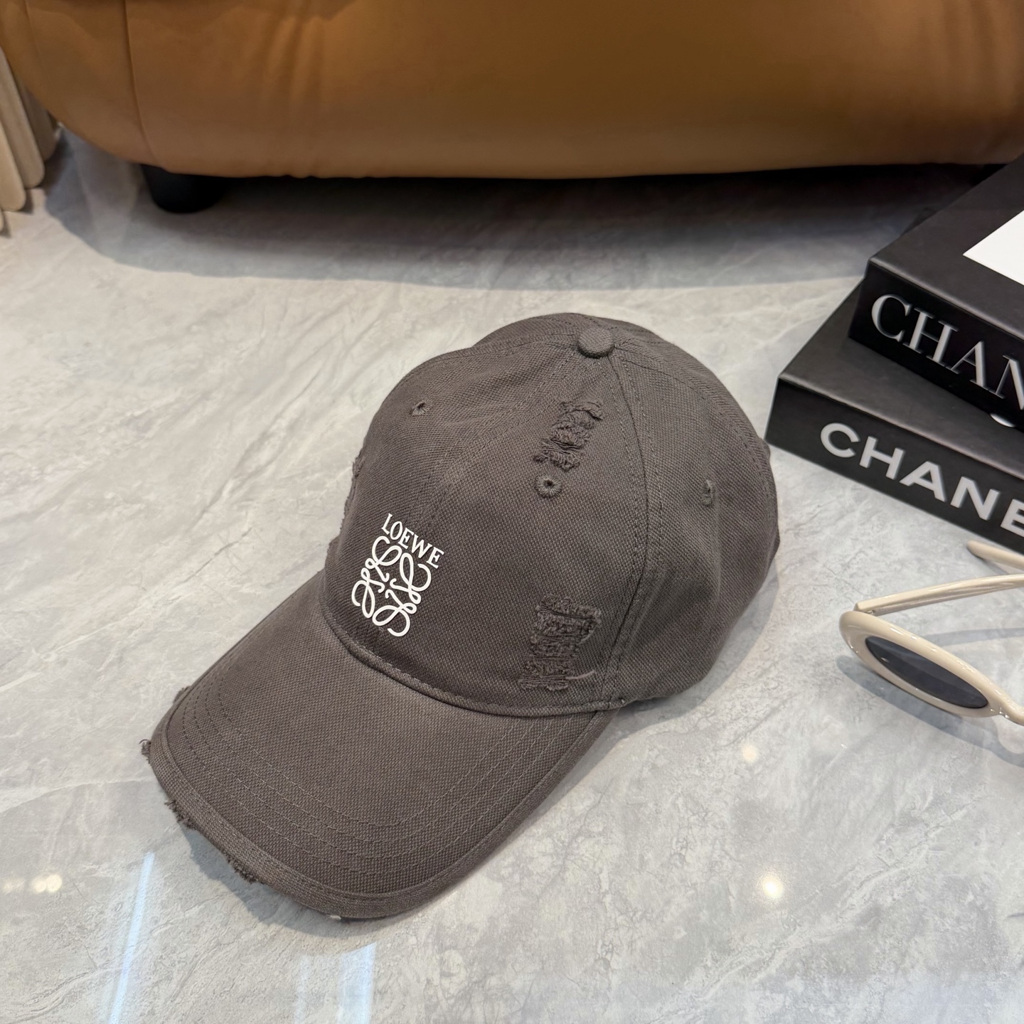 Loewe hat