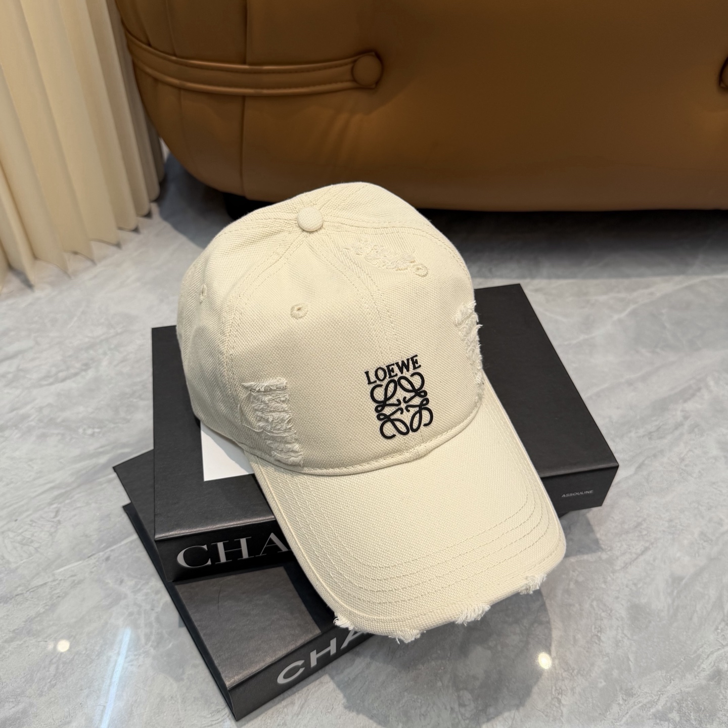 Loewe hat