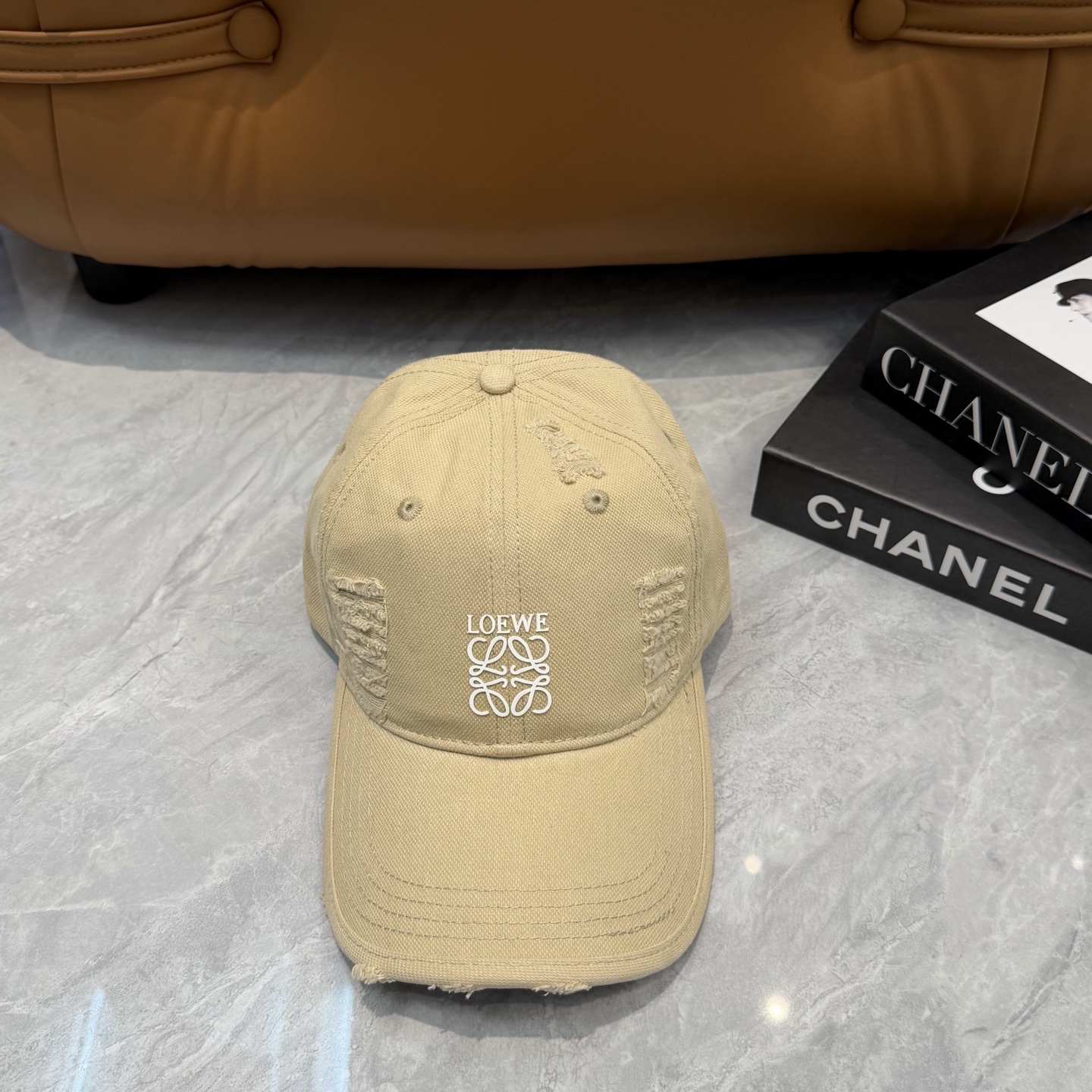 Loewe hat