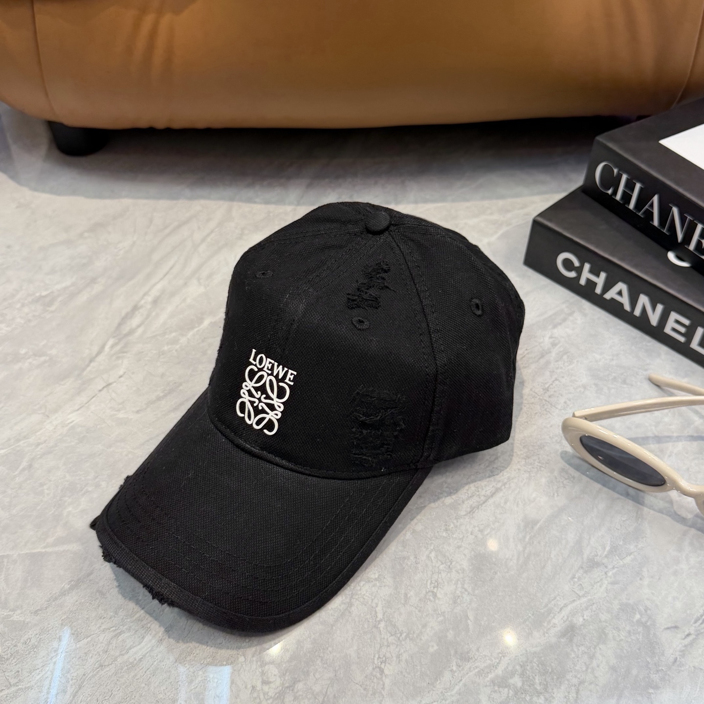 Loewe hat