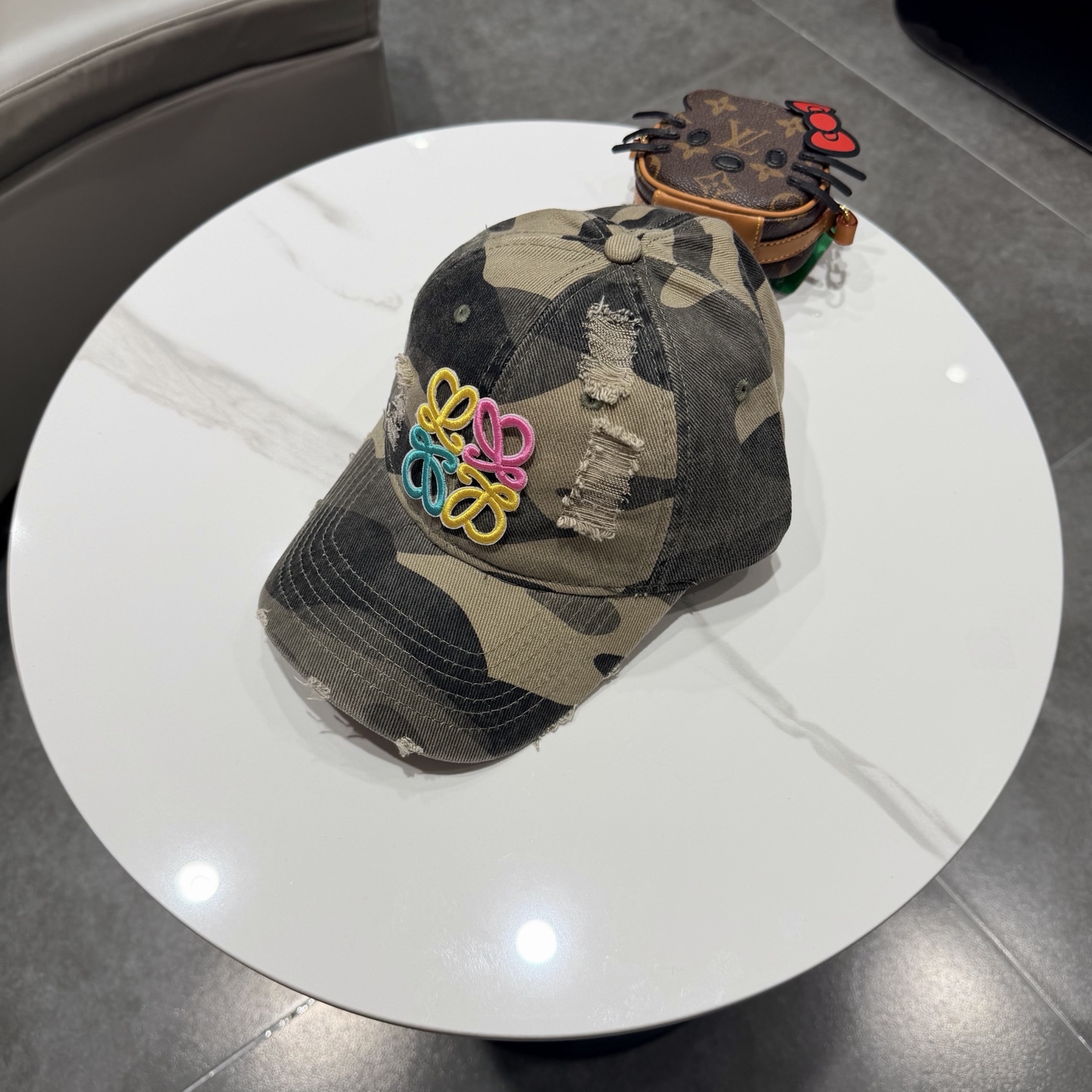 Loewe hat
