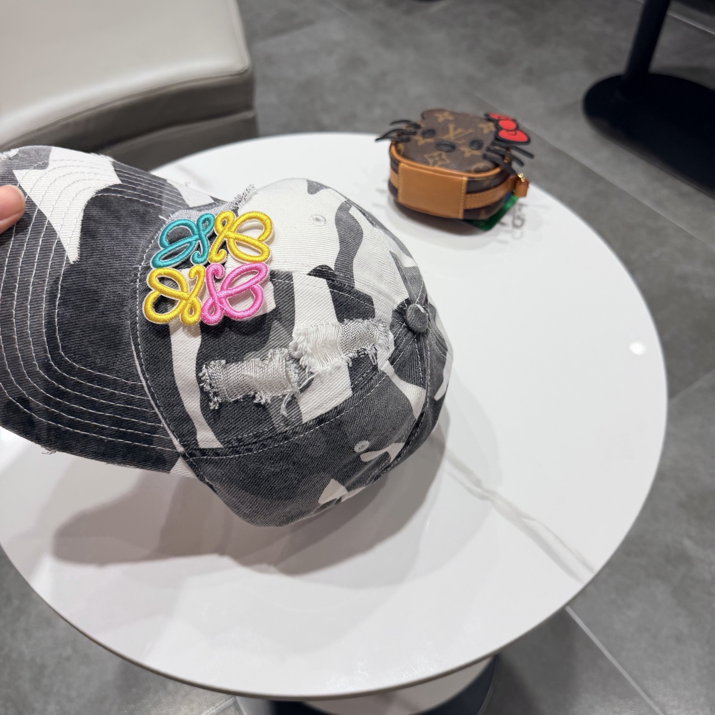 Loewe hat