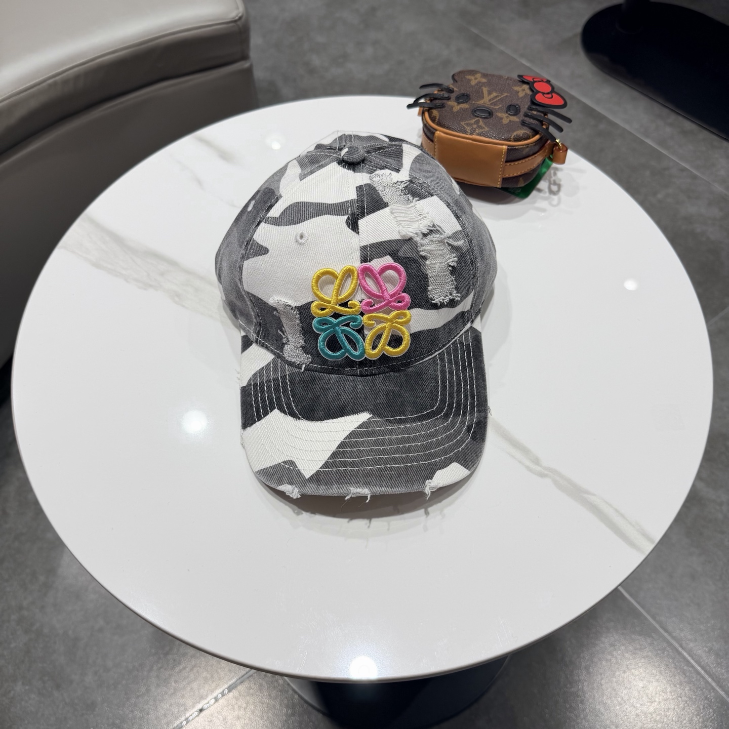 Loewe hat