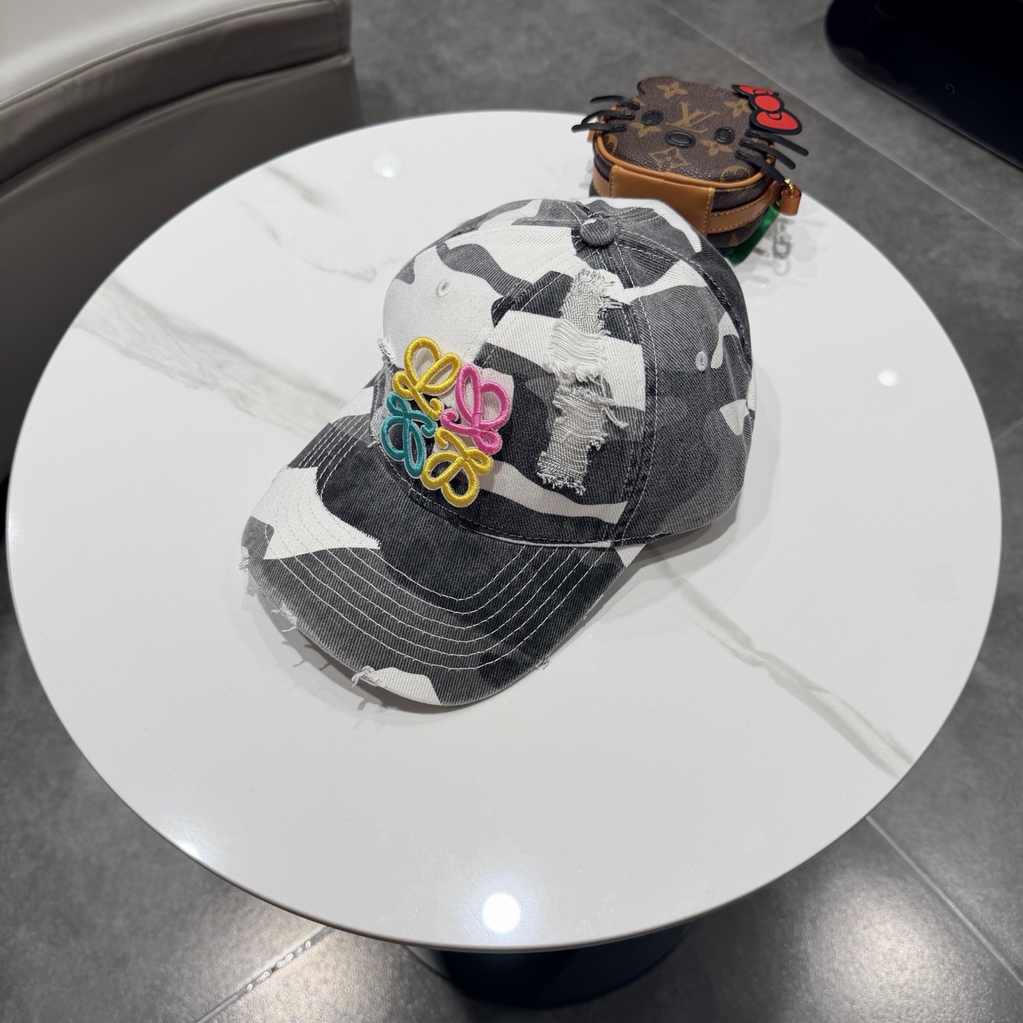 Loewe hat