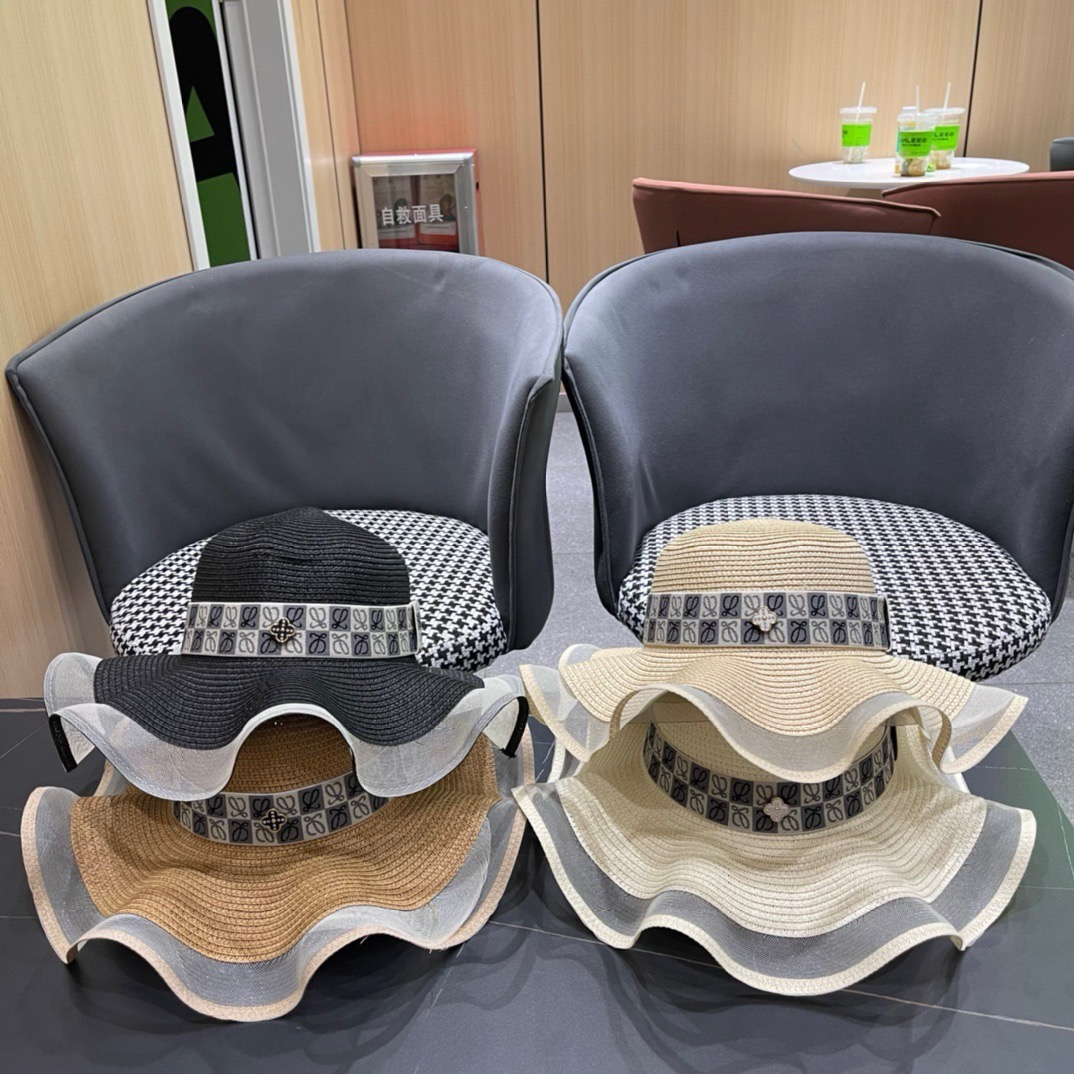 Loewe hat