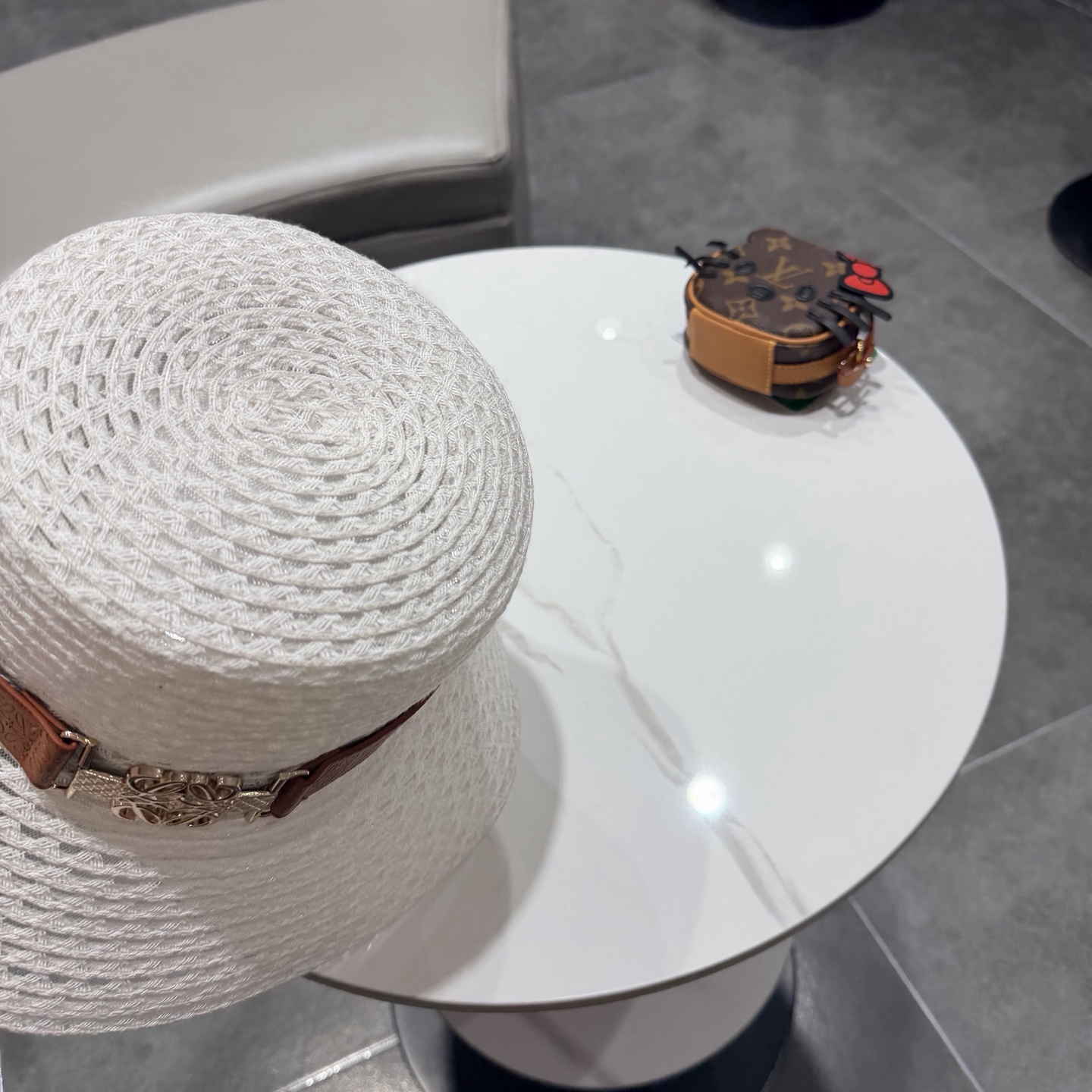 Loewe hat