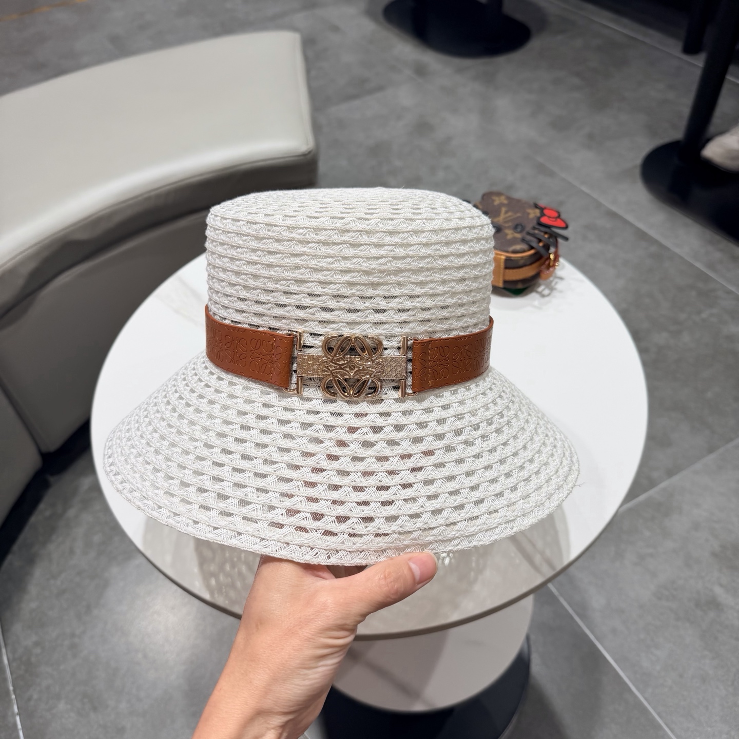 Loewe hat