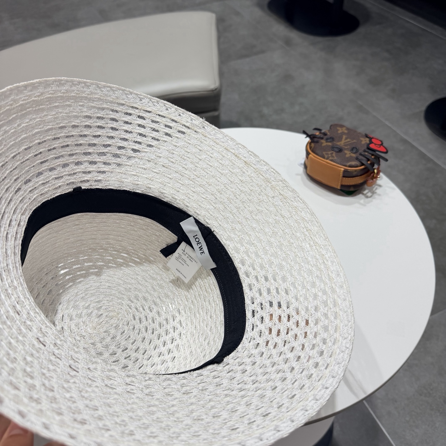 Loewe hat