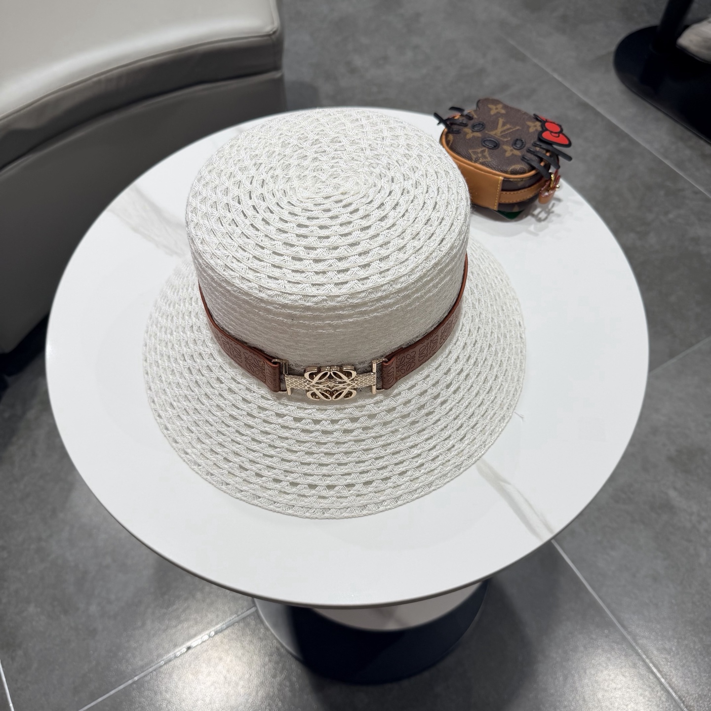 Loewe hat