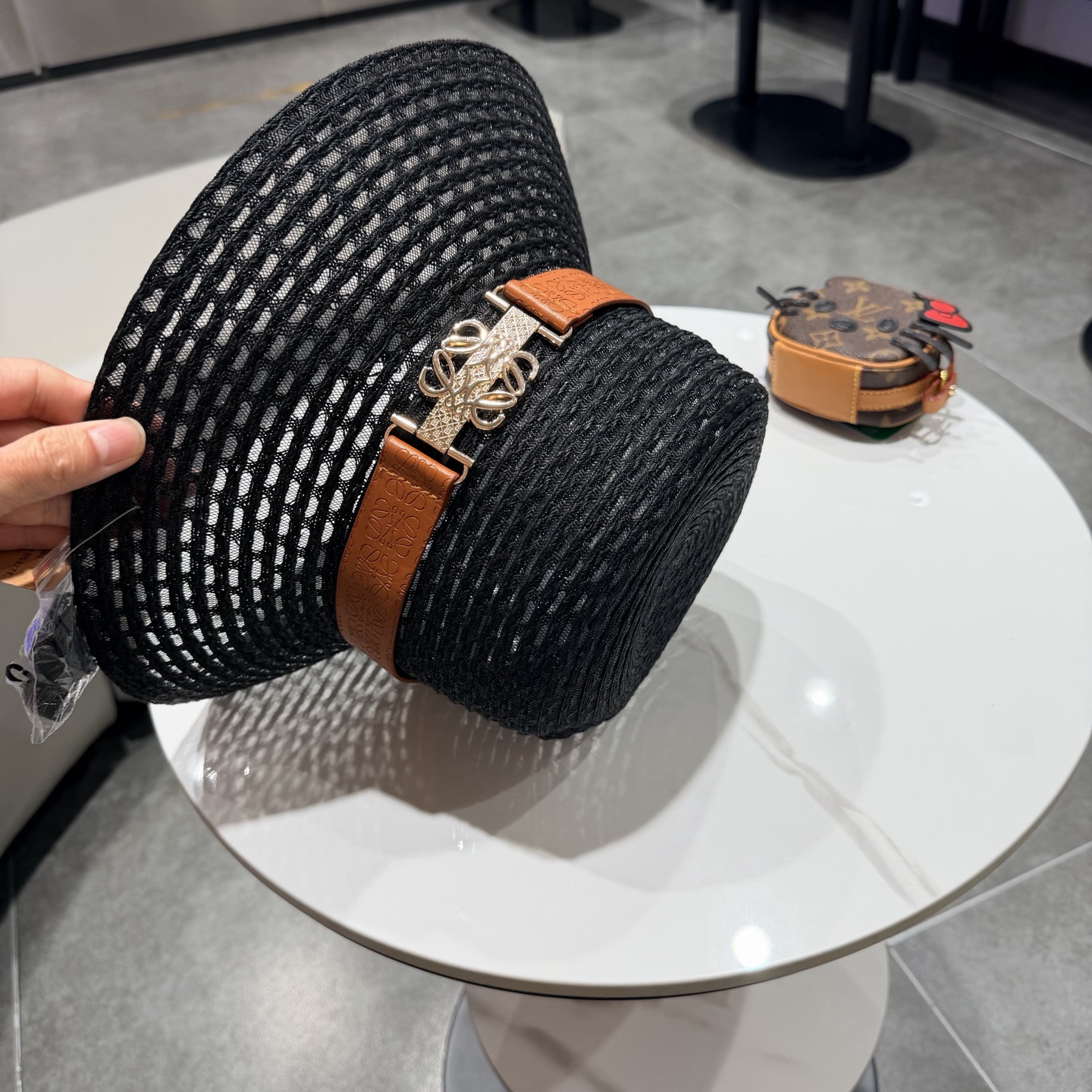 Loewe hat