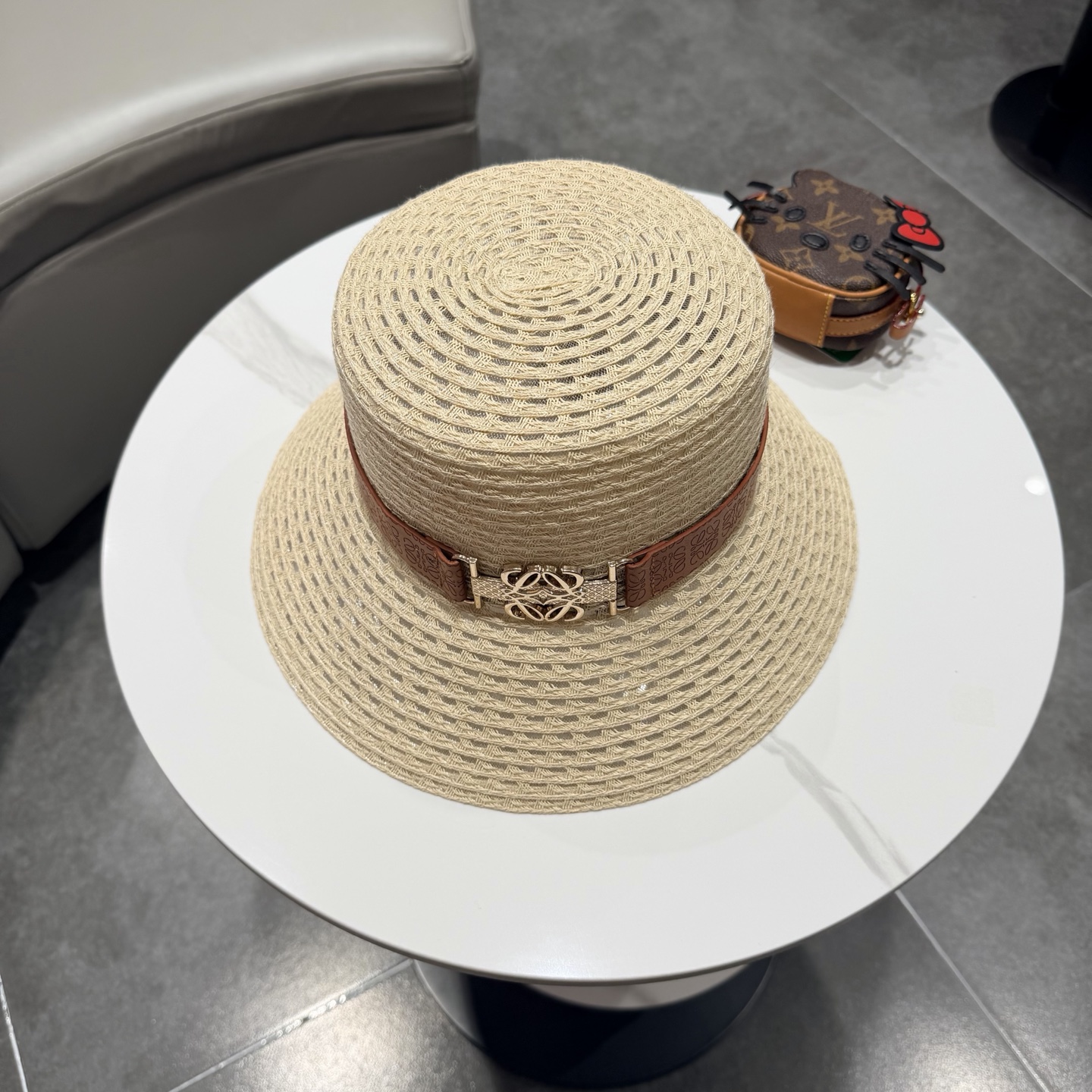 Loewe hat