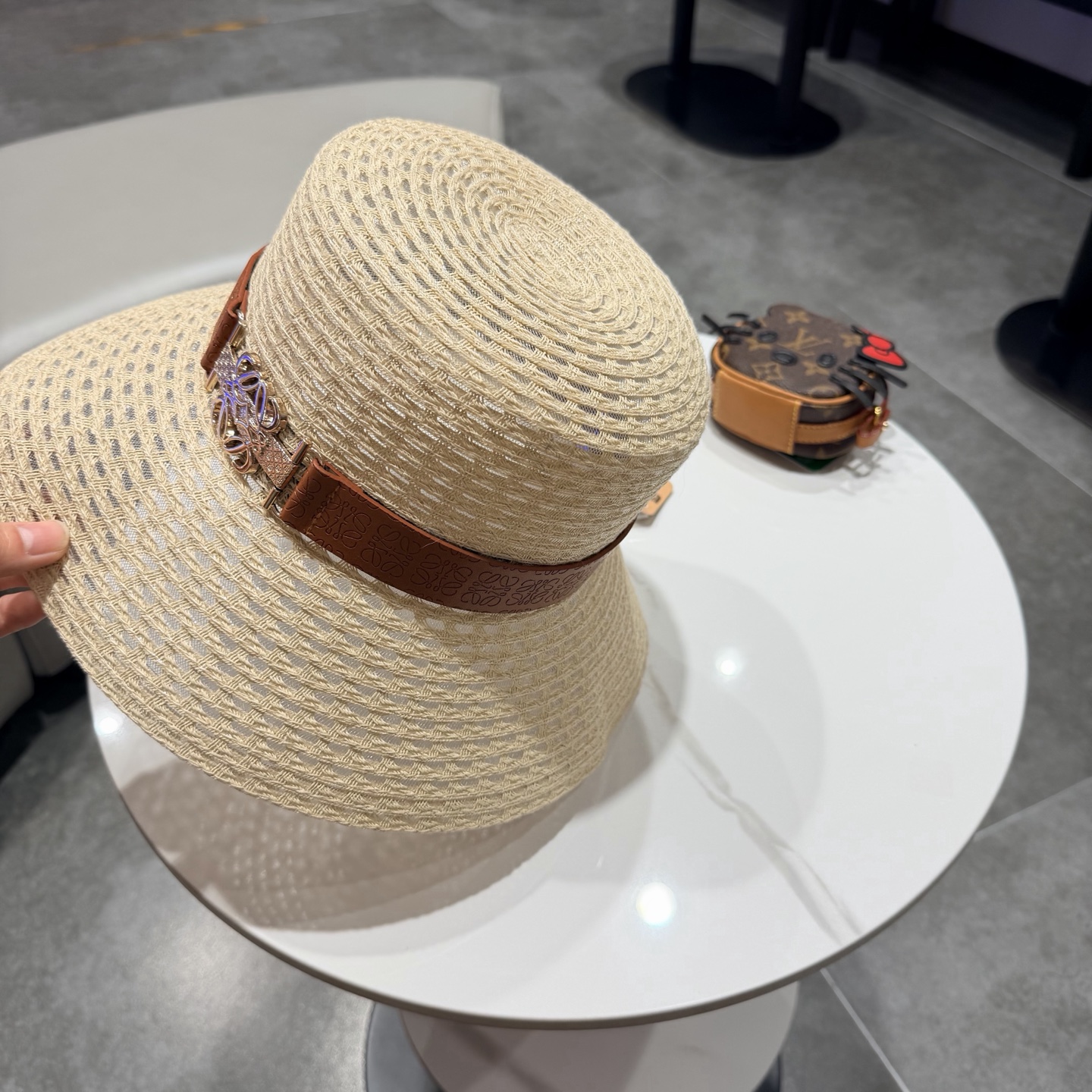 Loewe hat
