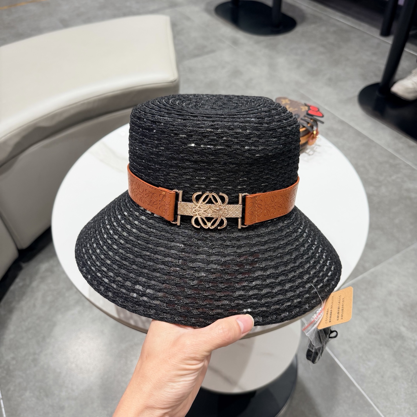 Loewe hat
