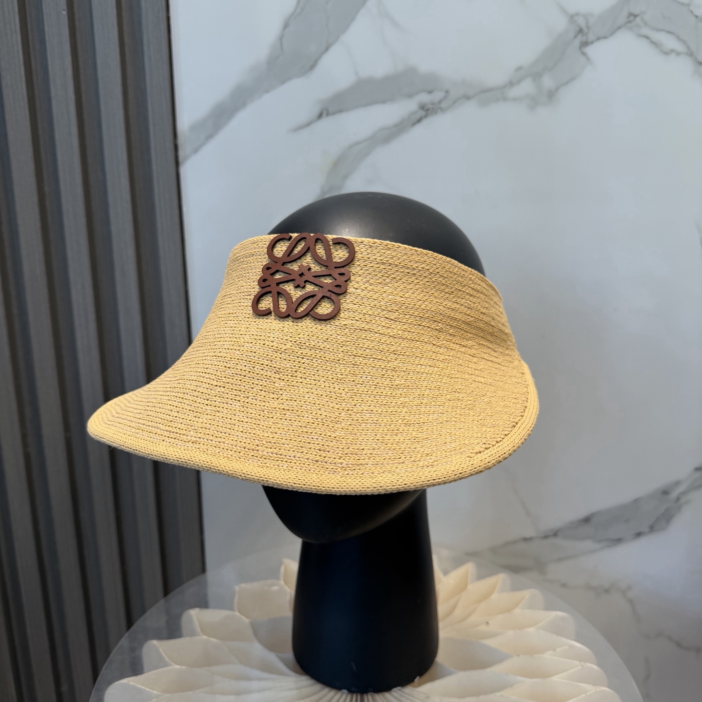 Loewe hat