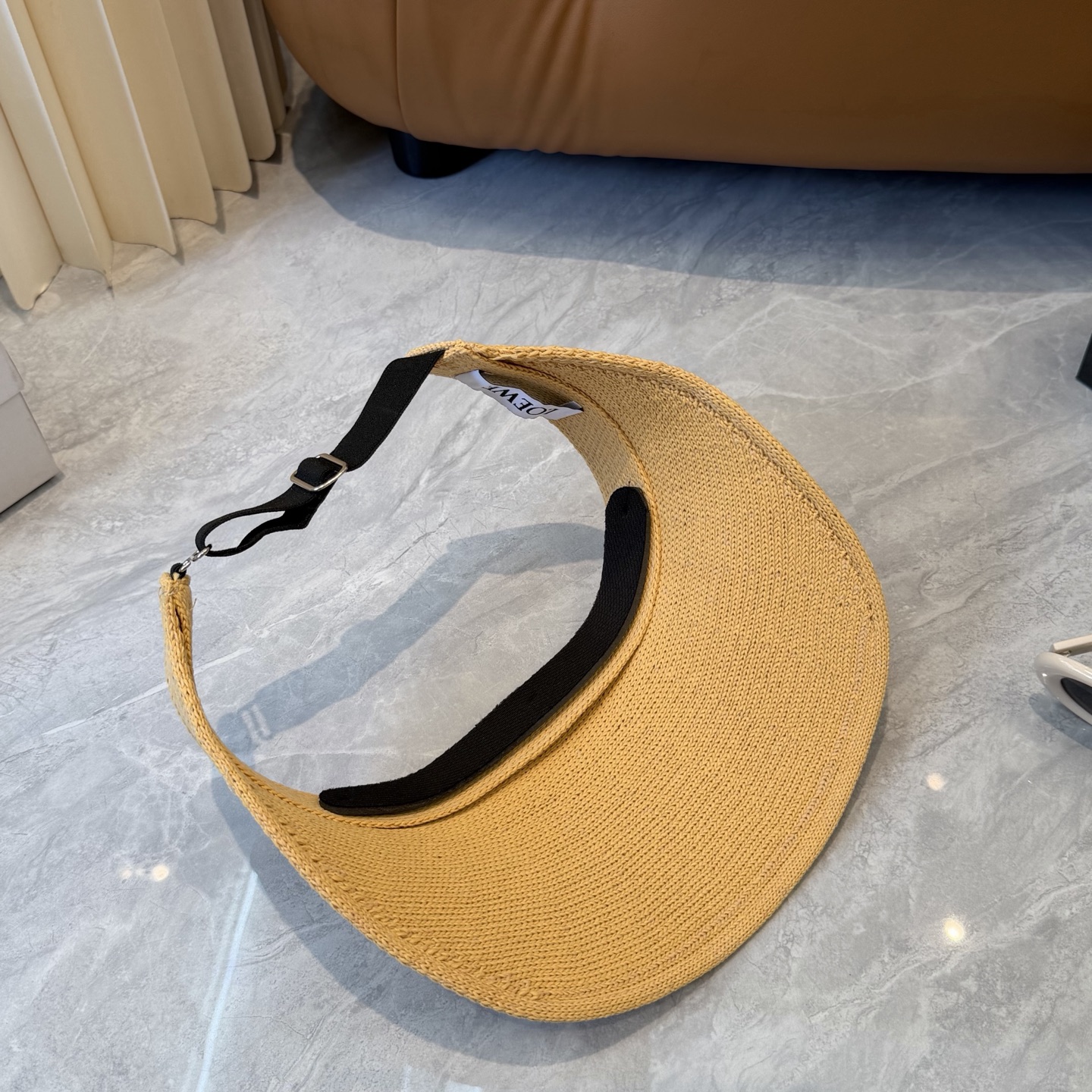 Loewe hat