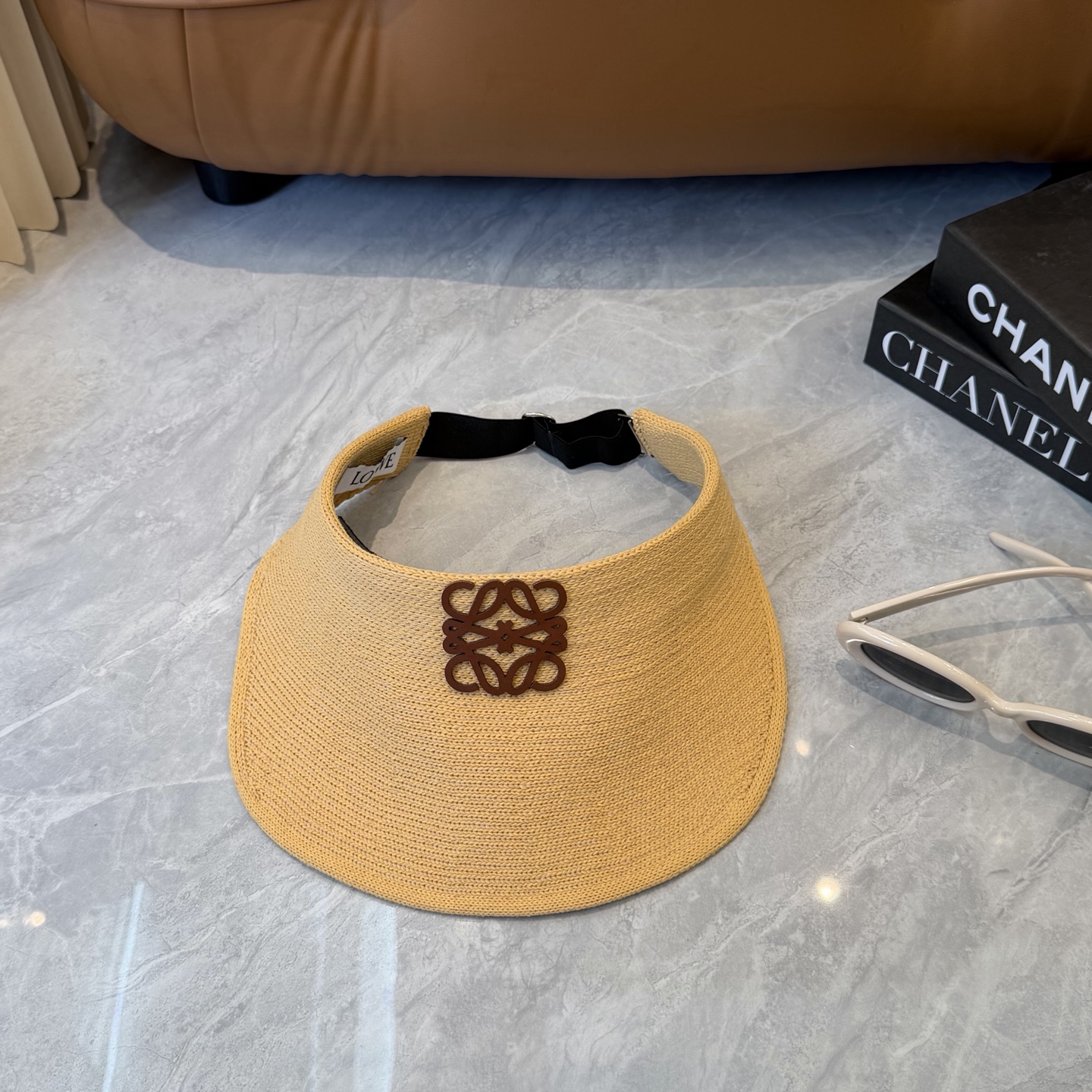 Loewe hat