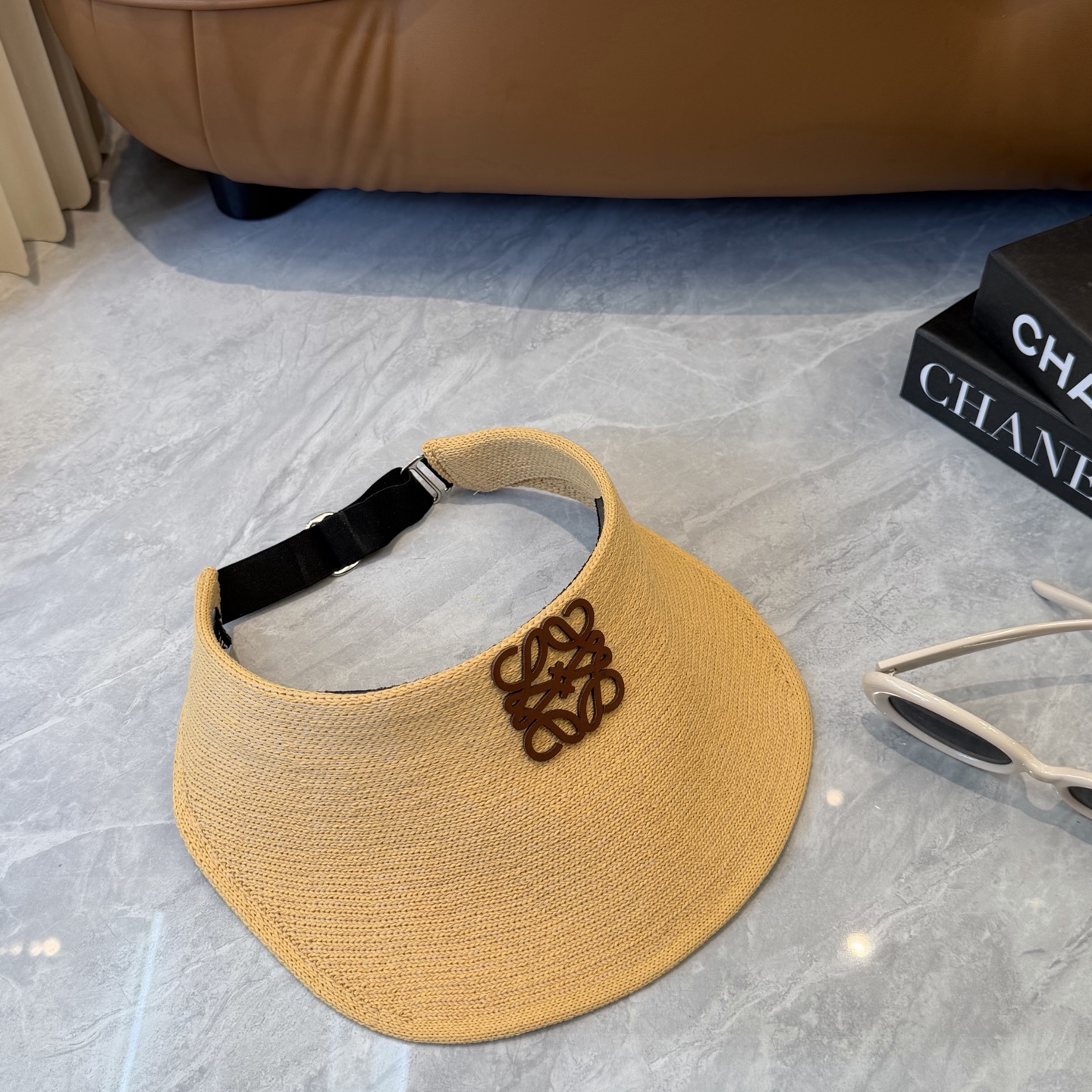 Loewe hat