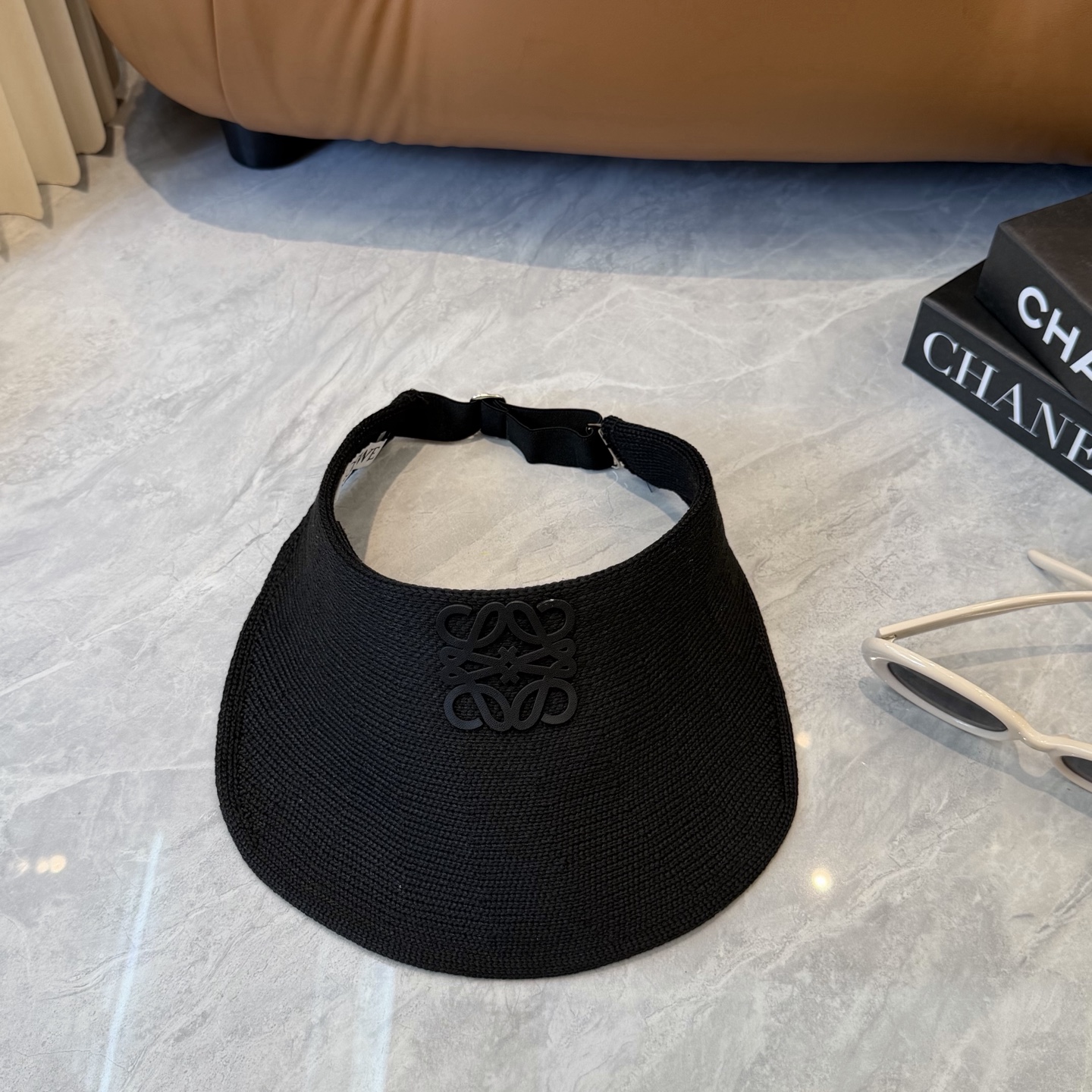 Loewe hat