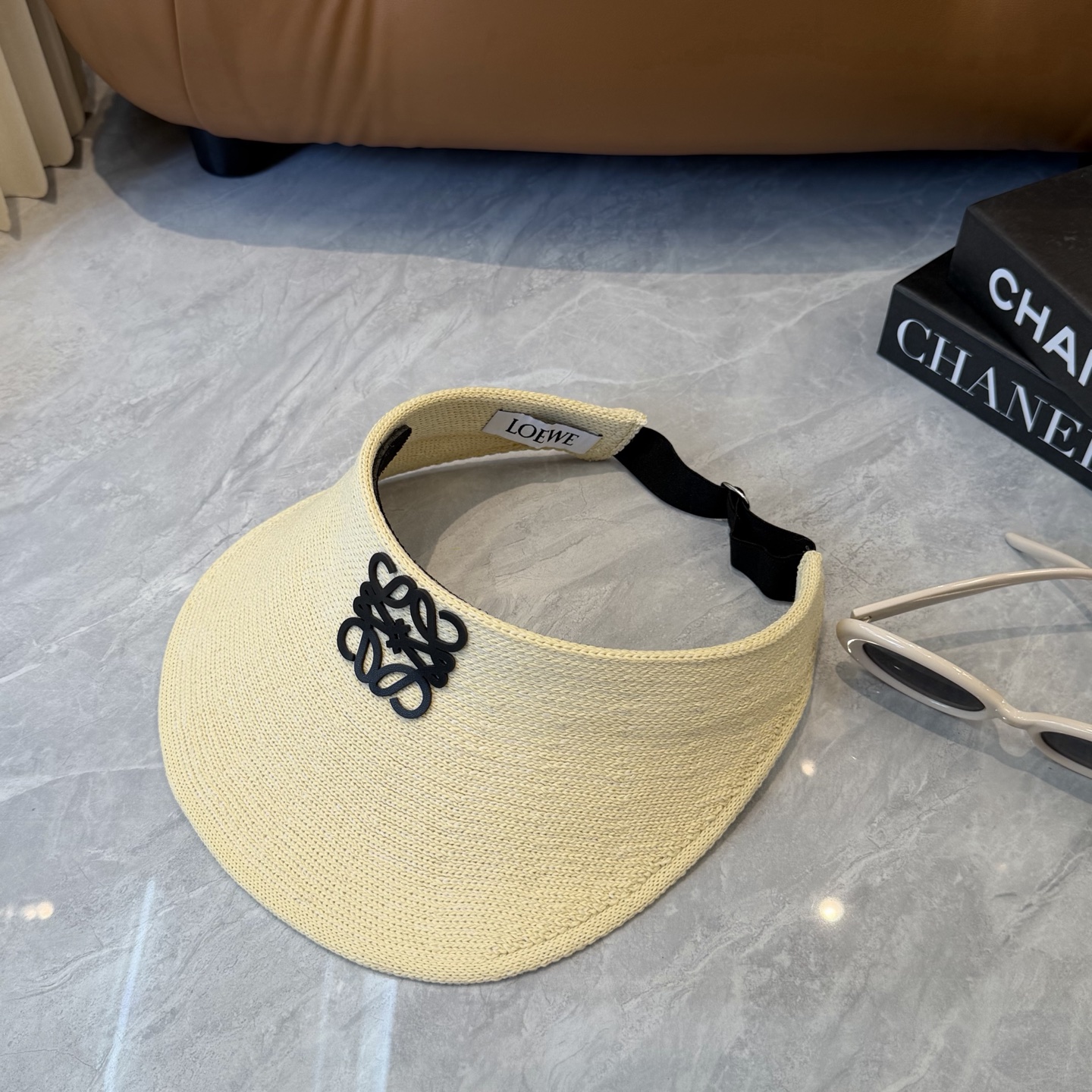 Loewe hat