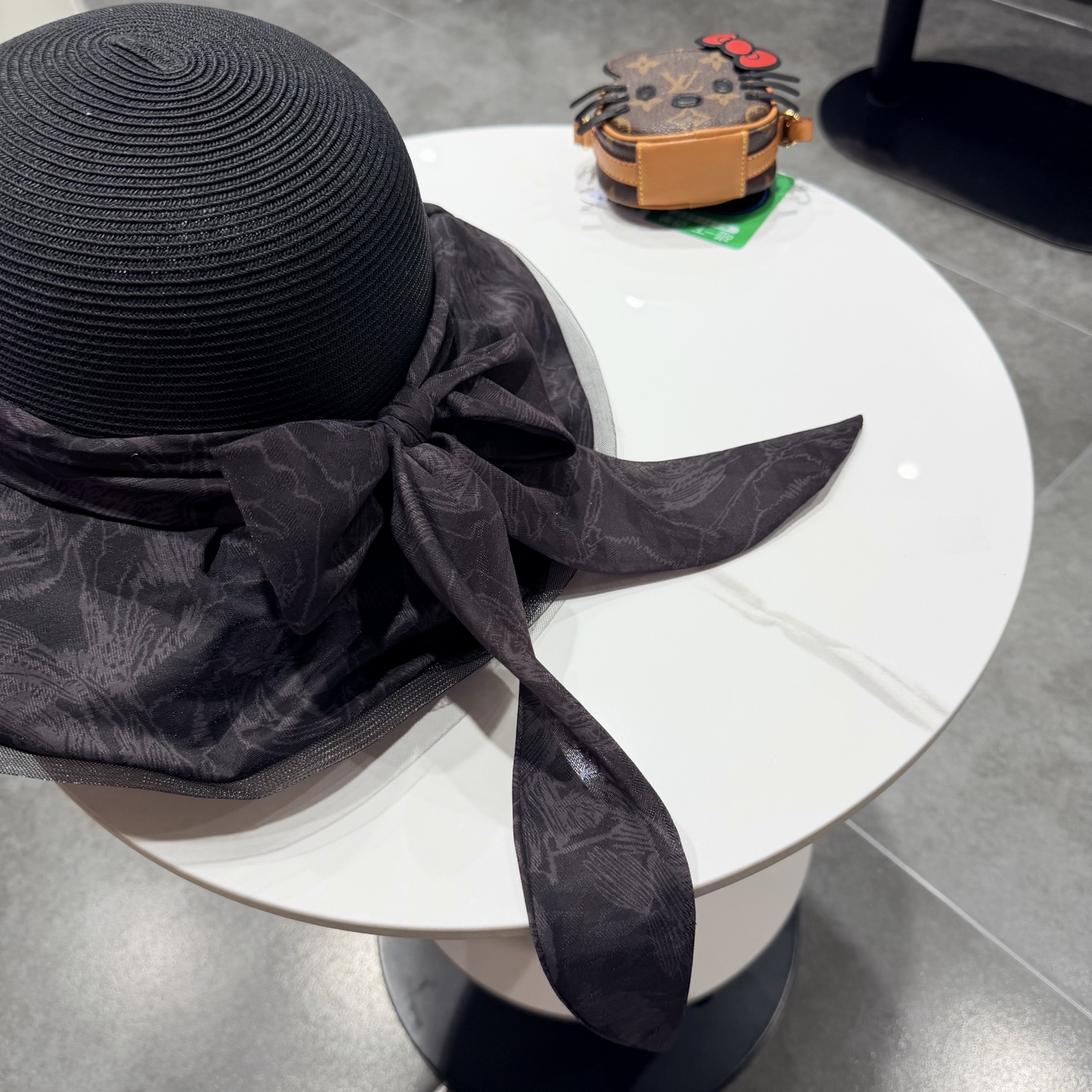 Loewe hat